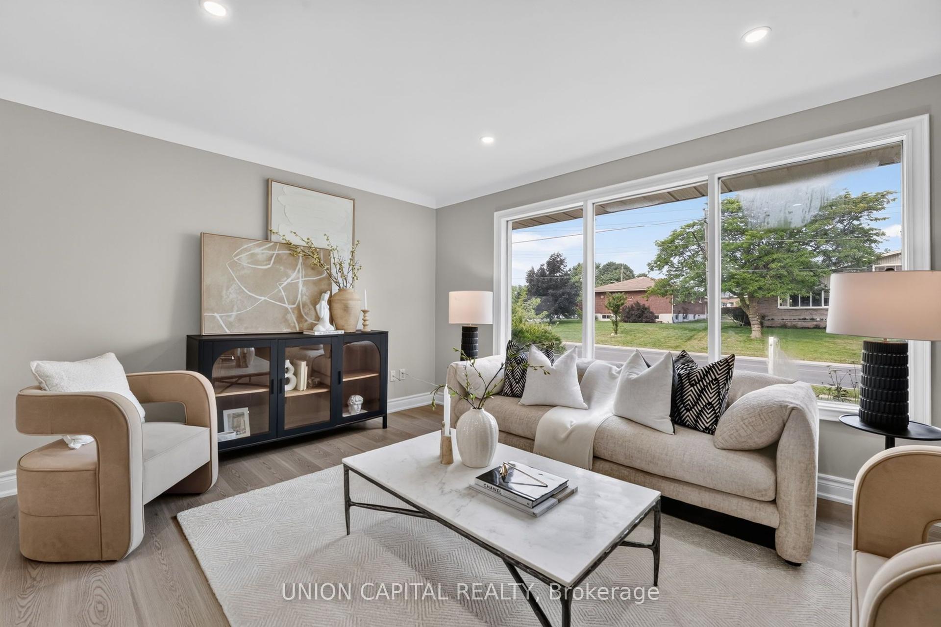 30 Collier Road N, Thorold — Detached for sale, photo 1