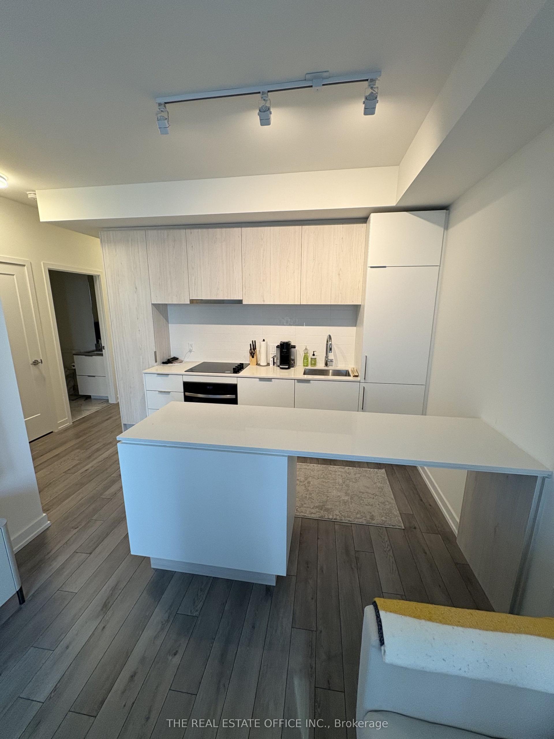 89 Church Street 3301 #3301, Toronto — Condo for lease, photo 1