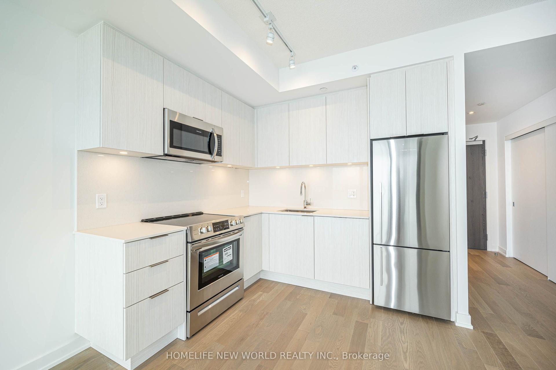 25 Richmond Street 3215 #3215 — photo 1