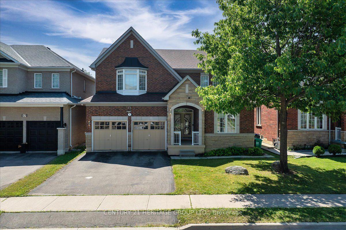 19 Reynolds Avenue, Brampton — Detached for sale, photo 1