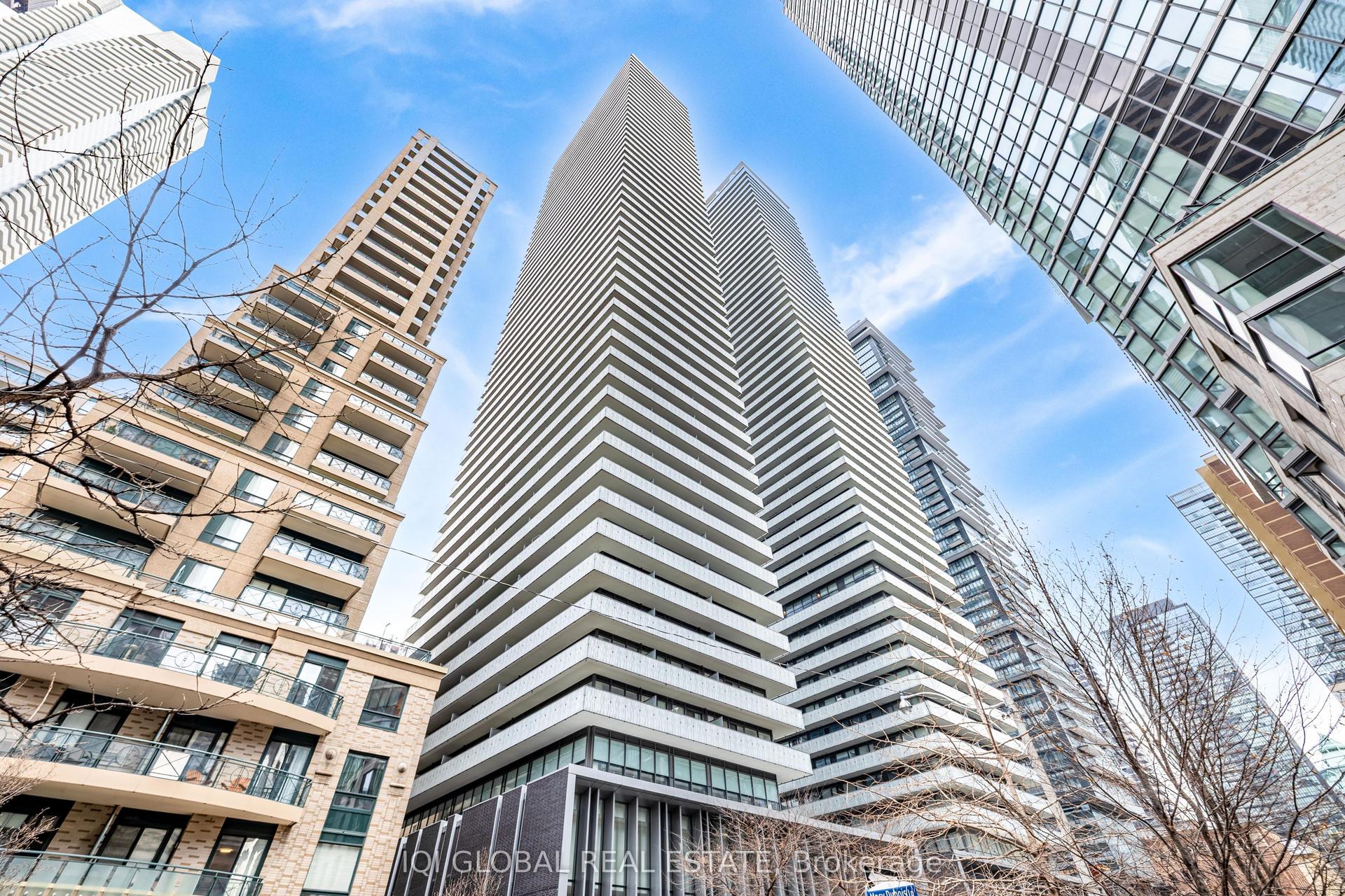 42 Charles Street 2304 #2304 — photo 1