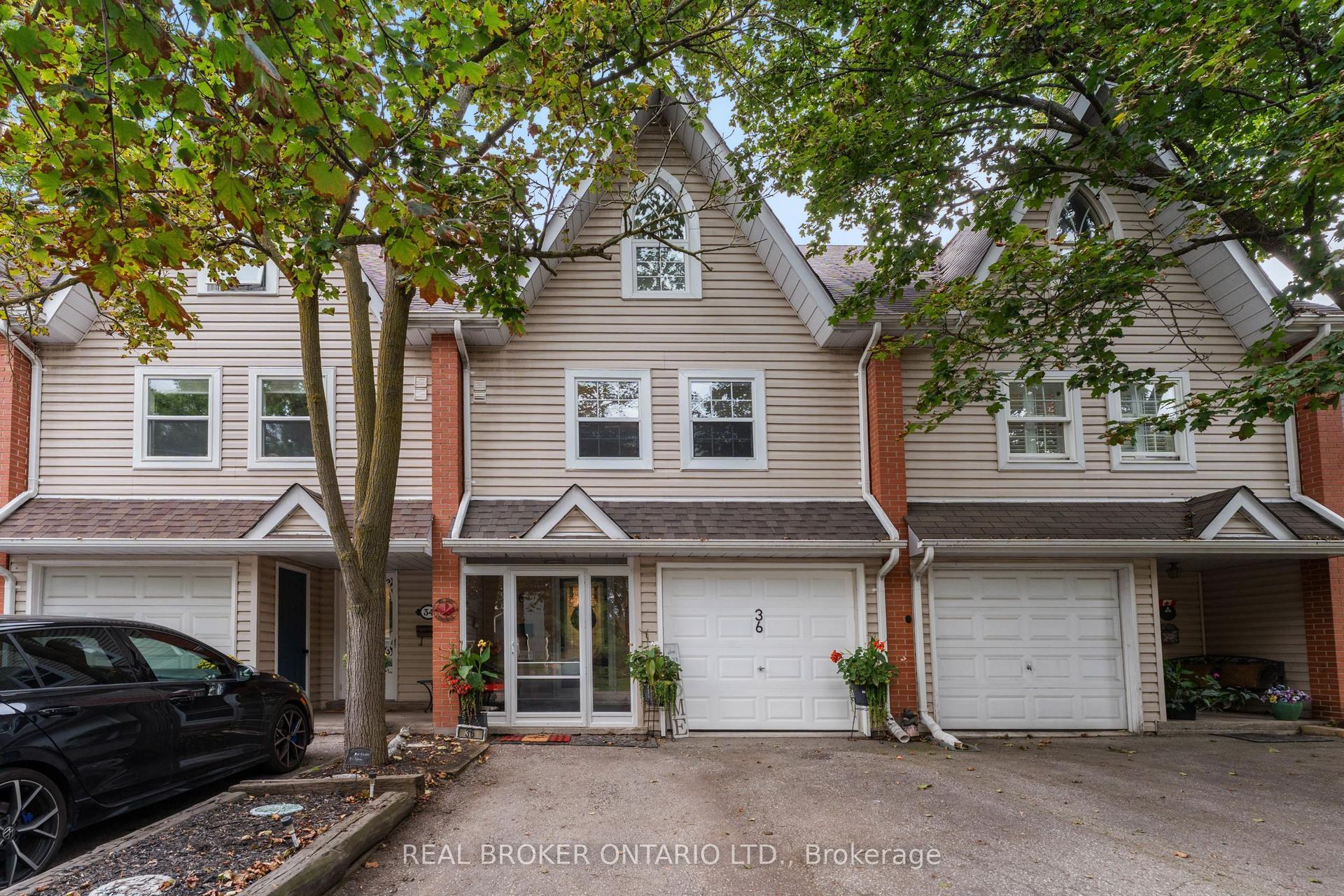 36 Albert Street 3 #3, Markham — Condo Town for sale, photo 1