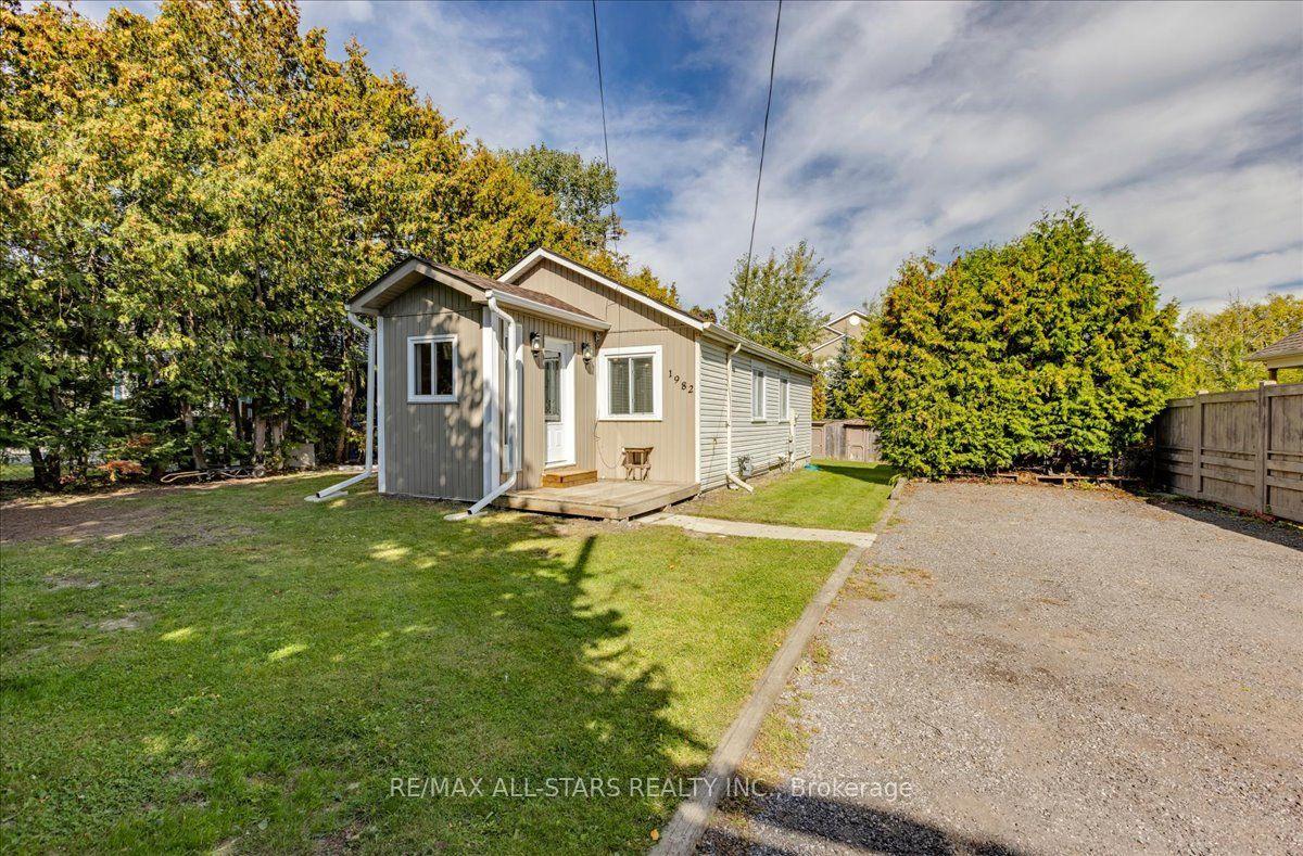 1982 Metro Road N, Georgina — Detached for sale, photo 1