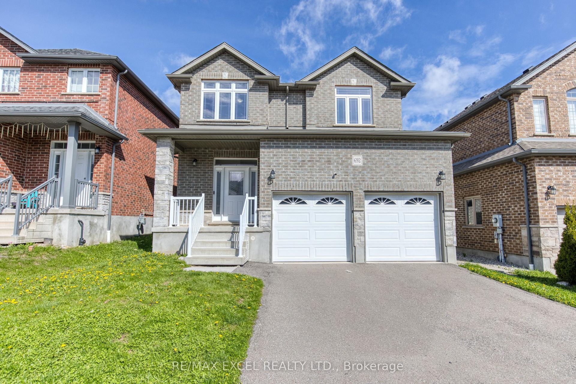 692 Indian Grass Street — photo 1