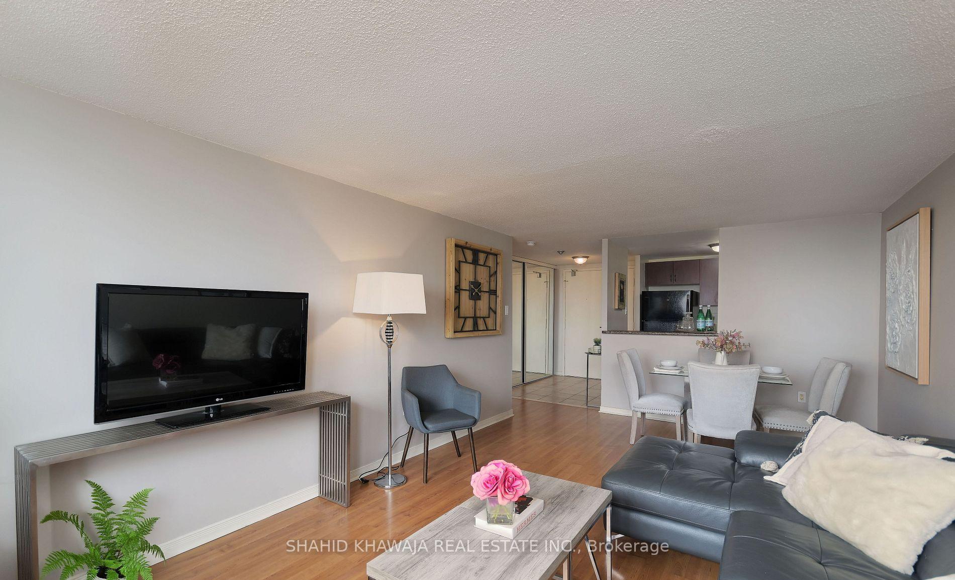 6720 Glen Erin Drive W 410 #410 — photo 1