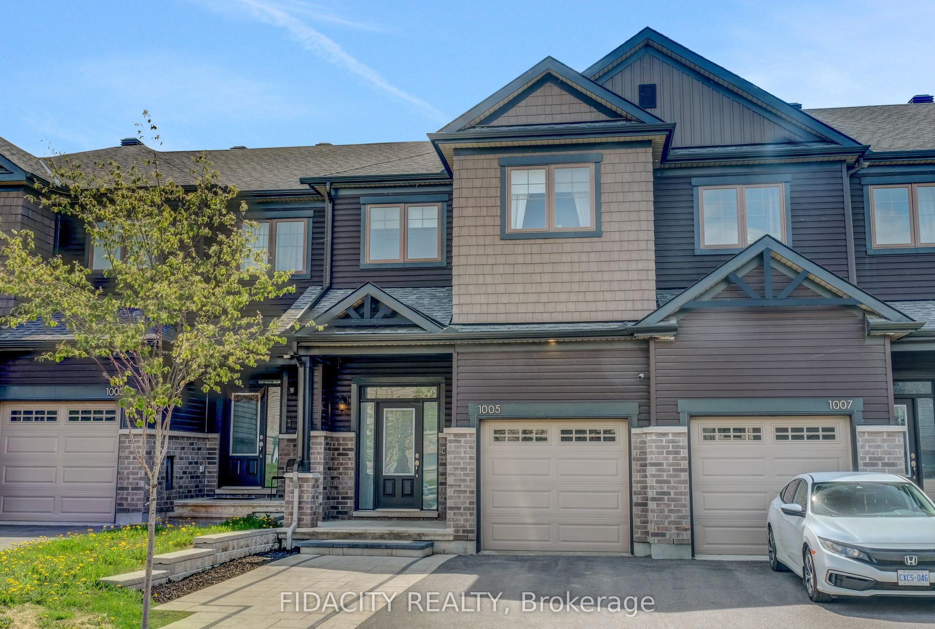 1005 Kijik Crescent — photo 1