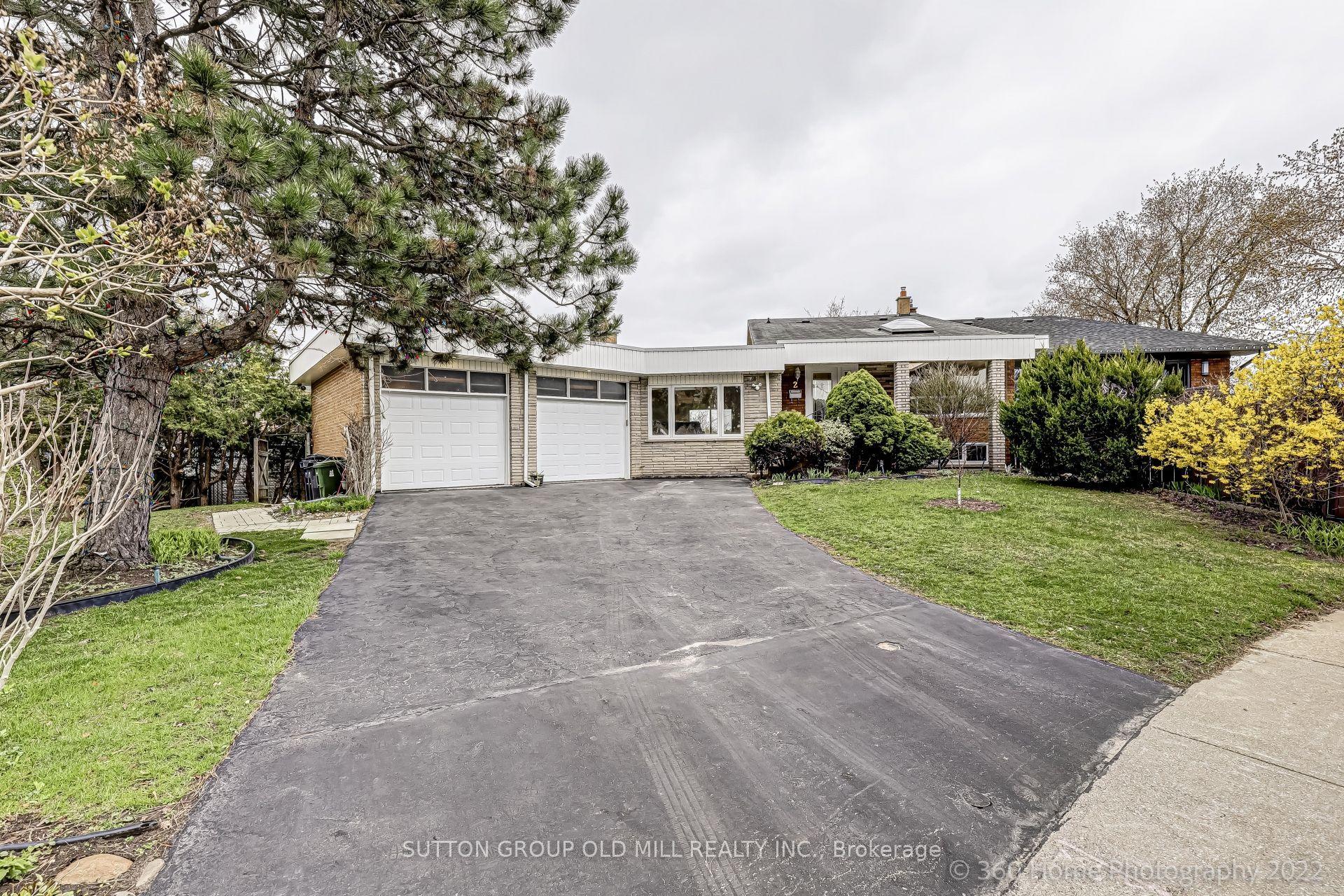 2 Leita Court, Toronto — Semi-Detached for lease, photo 1