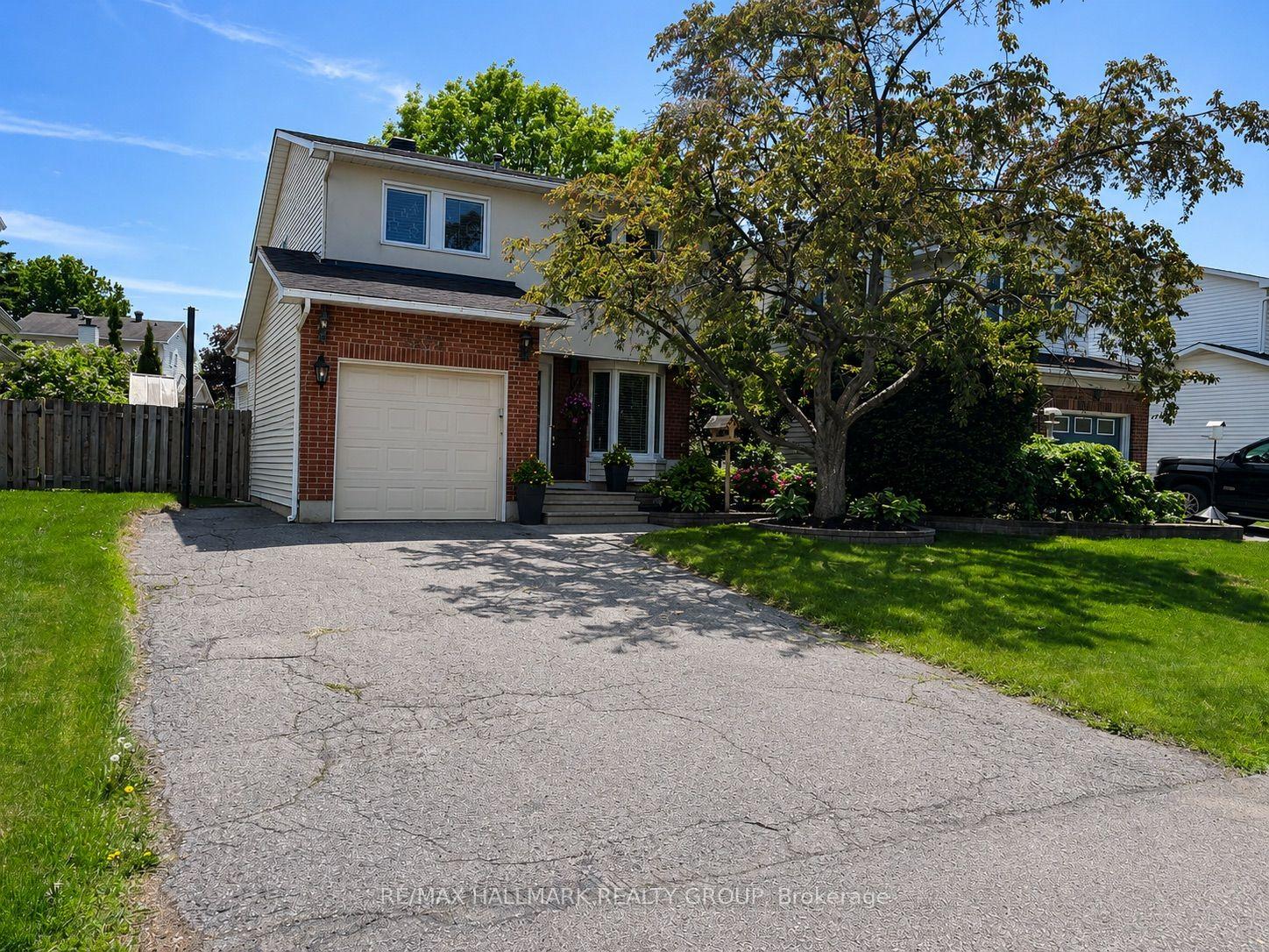 6352 Long Bow Gate — photo 1