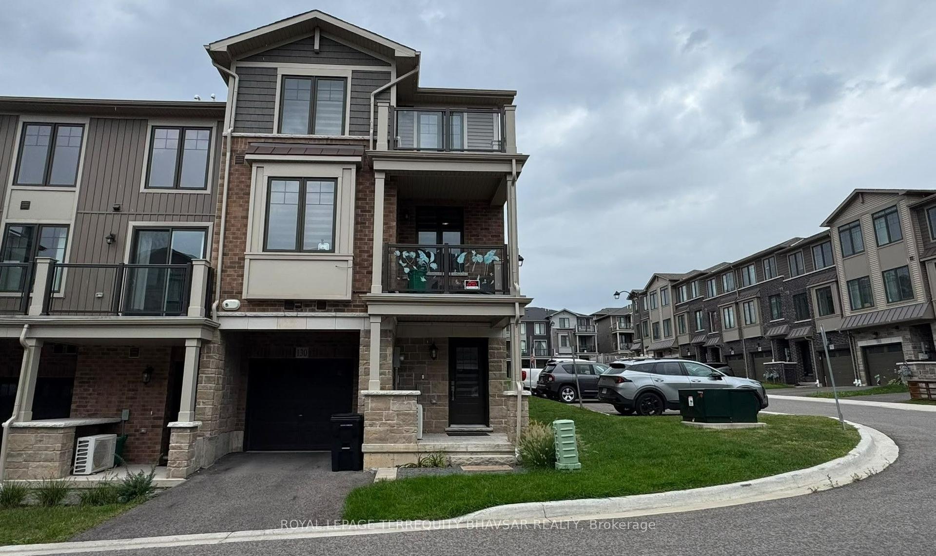 10 Birmingham Drive 130 #130, Cambridge — Condo Town for lease, photo 1
