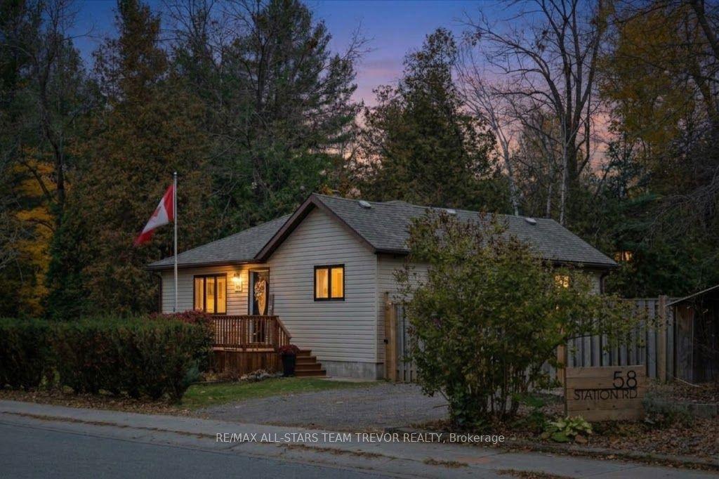 58 Station Road, Georgina — Detached for sale, photo 1