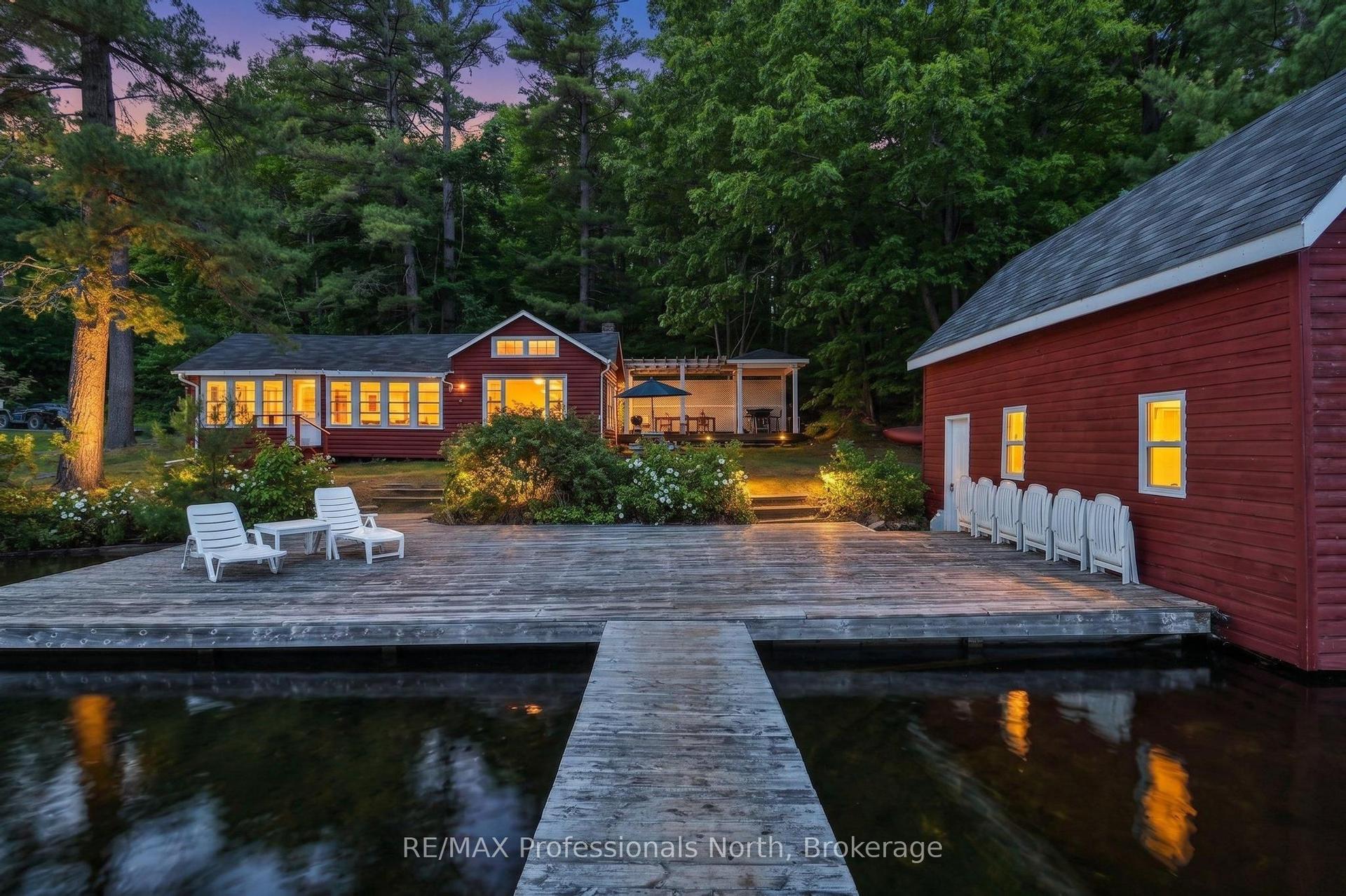 70 Fire Route 364A, Trent Lakes — Detached for sale, photo 1