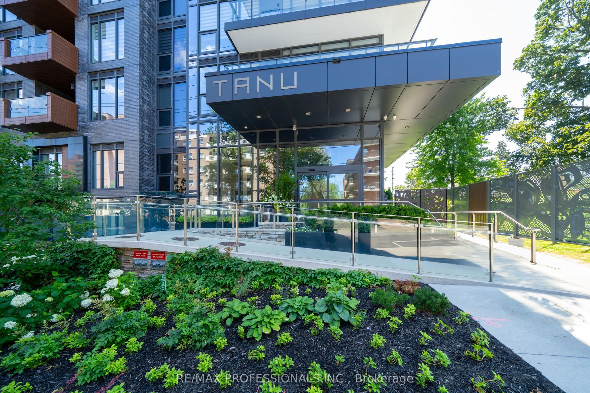 21 Park Street E 816 #816, Mississauga — Condo for sale, photo 1