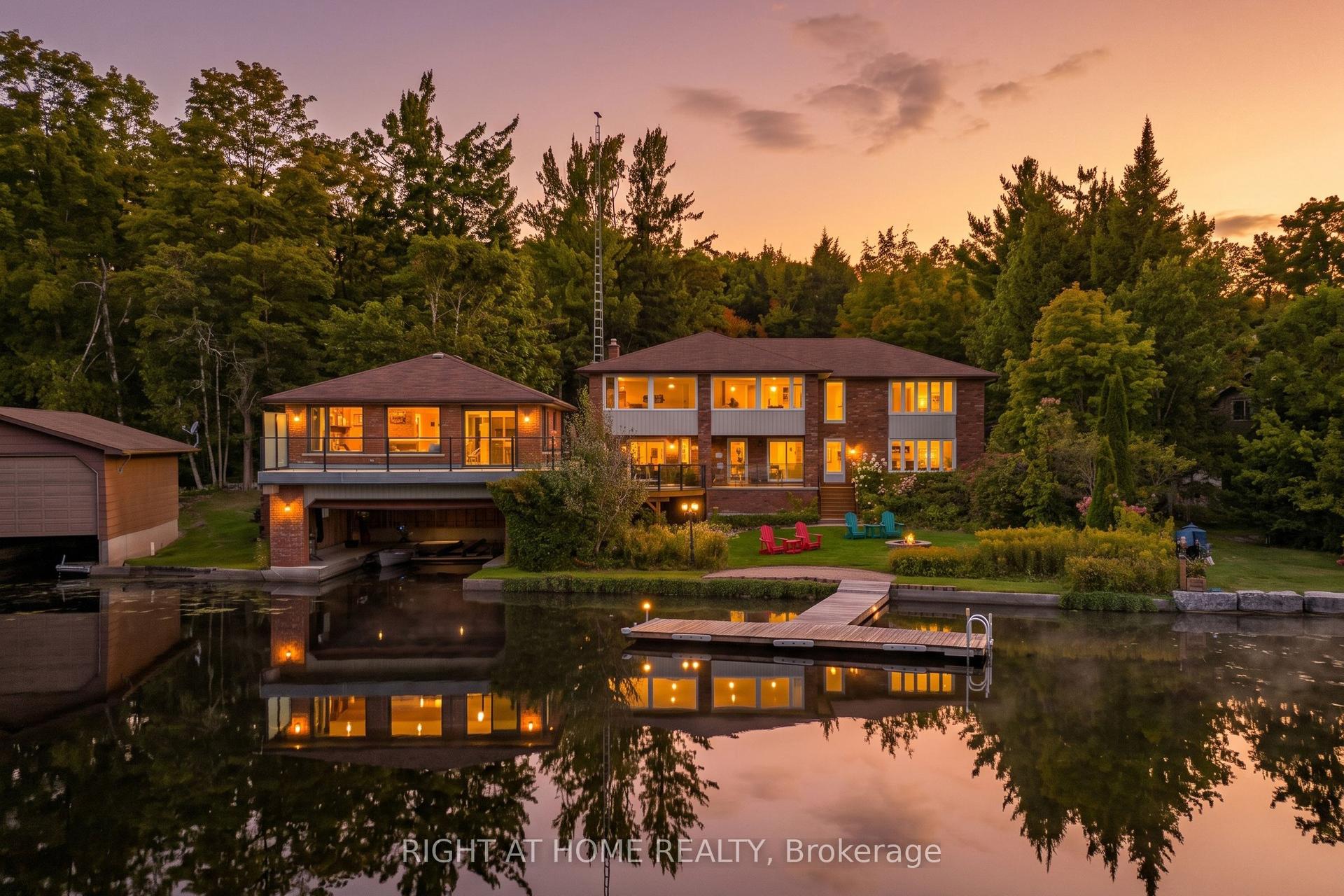154 Fire Route 26, Trent Lakes — Detached for sale, photo 1