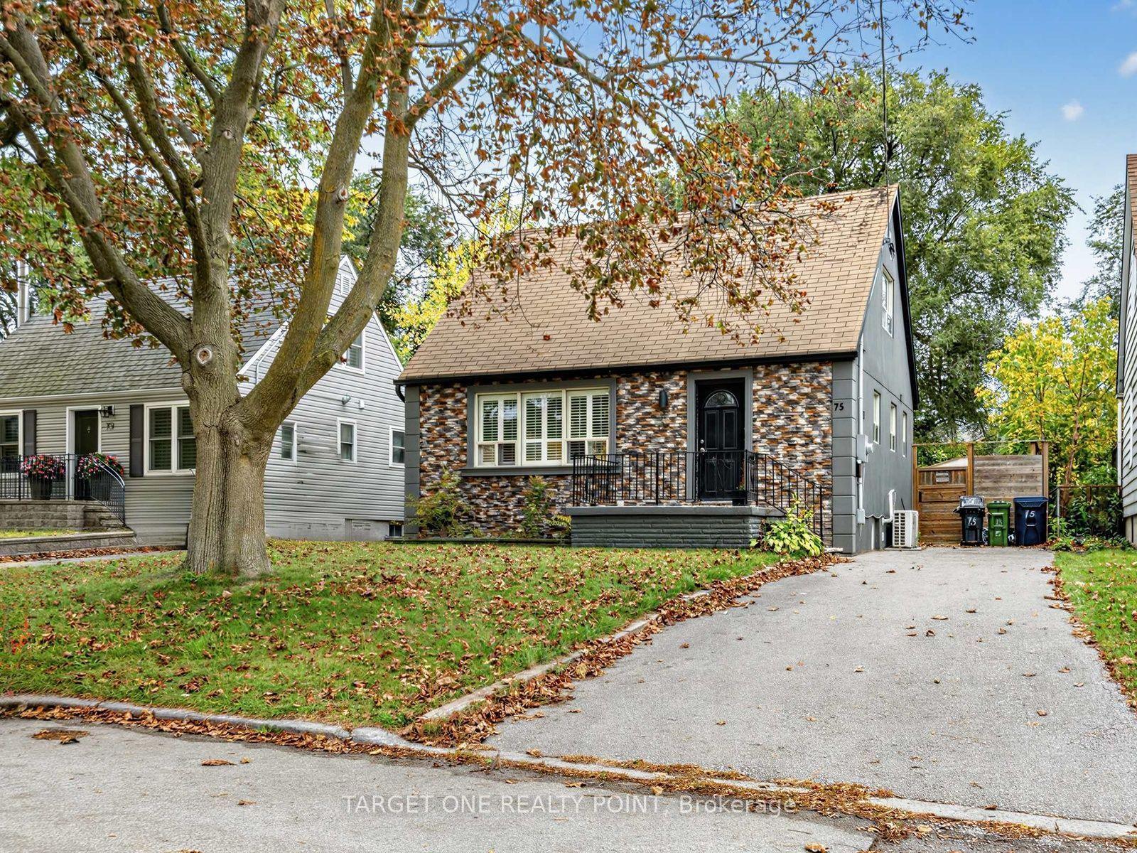 75 Gradwell Drive, Toronto — Detached for sale, photo 1