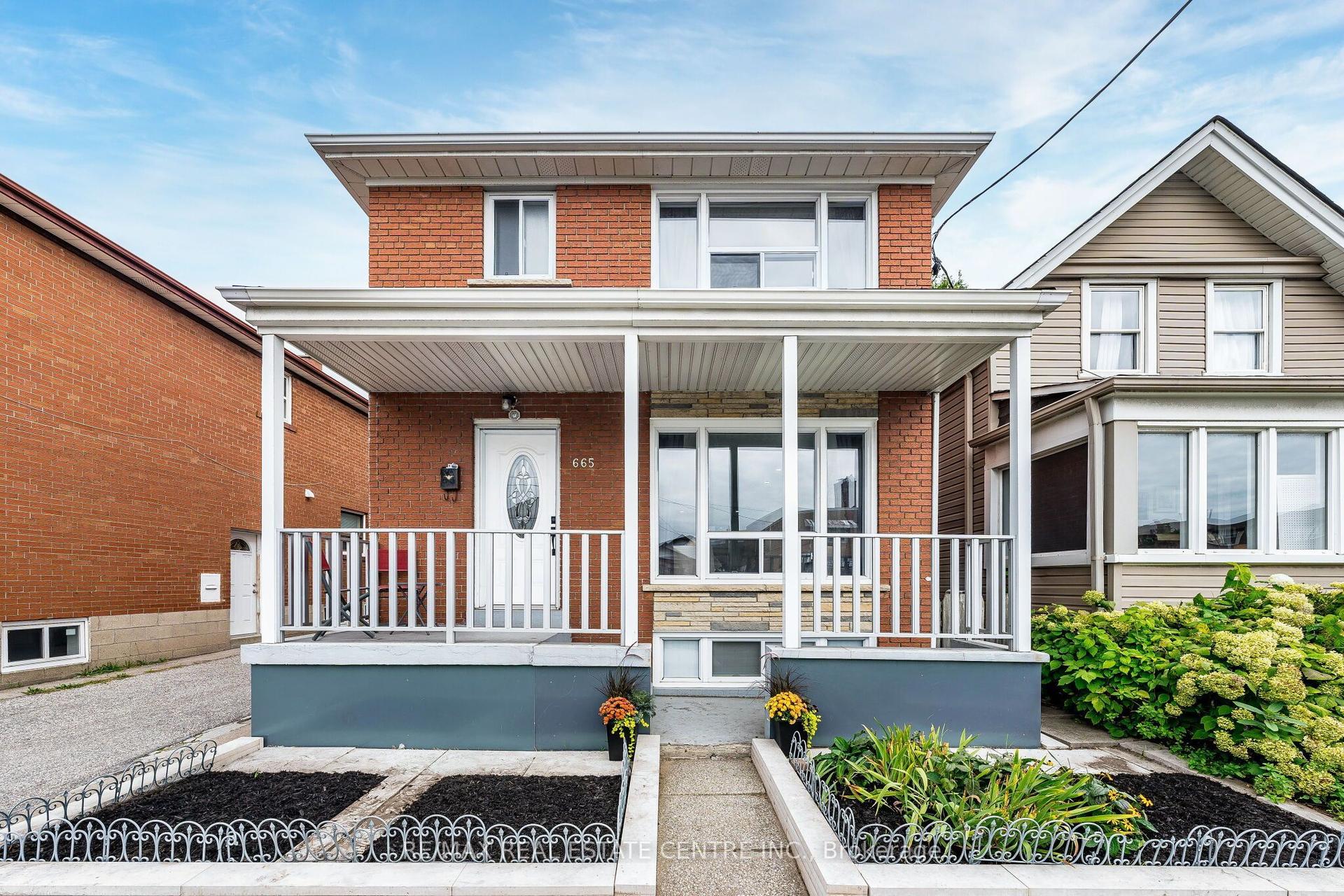 665 Jane Street, Toronto — Detached for sale, photo 1
