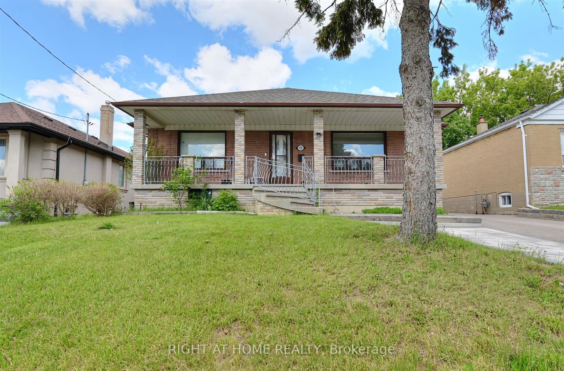 34 William Cragg Drive — photo 1