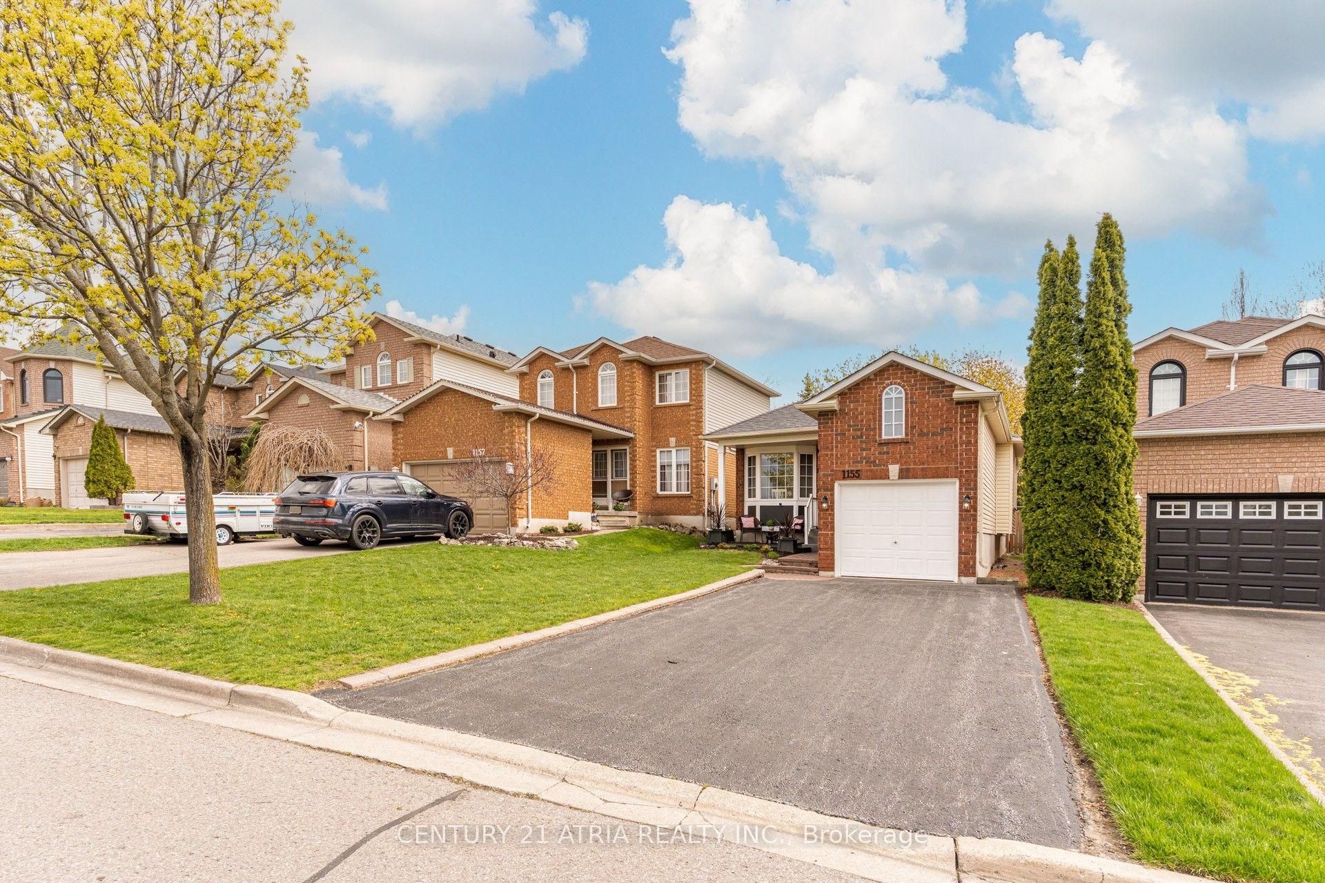 1155 Ridgemount Boulevard — photo 1