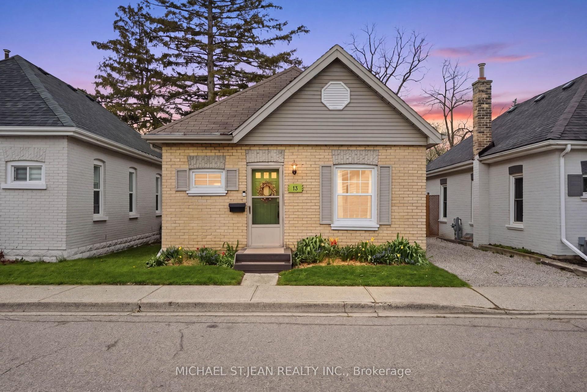 13 Gordon Street — photo 1