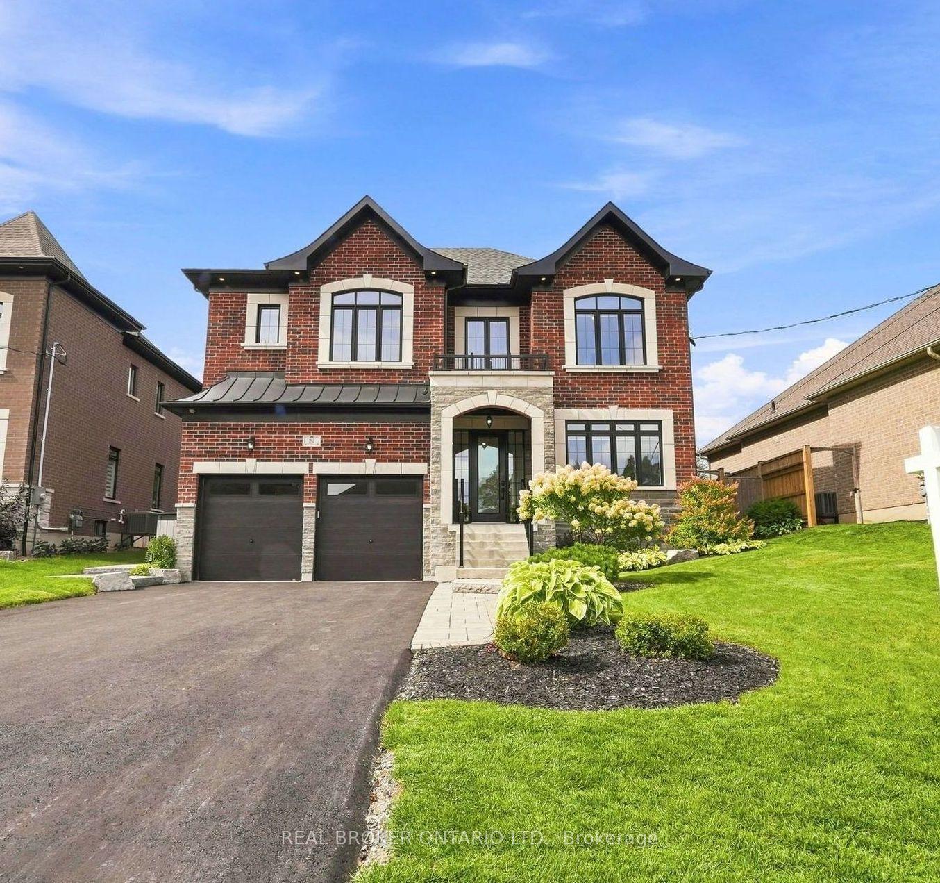 24 Cemetery Road, Uxbridge — Detached for sale, photo 1