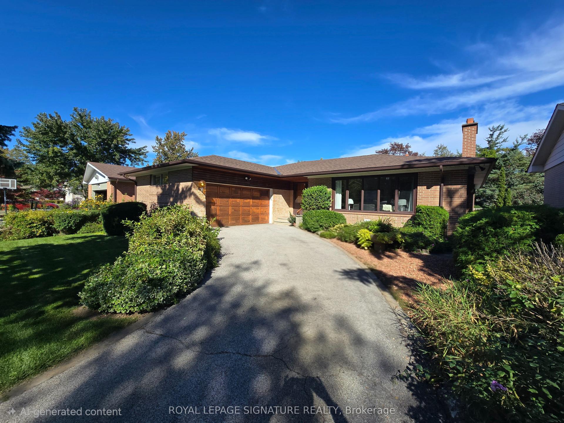 11 Regency Square, Toronto — Detached for sale, photo 1