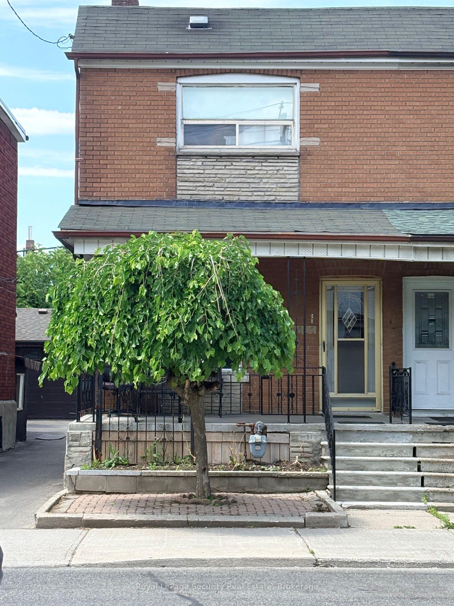 1080 Dufferin Street Main Floor #Main Floor — photo 1