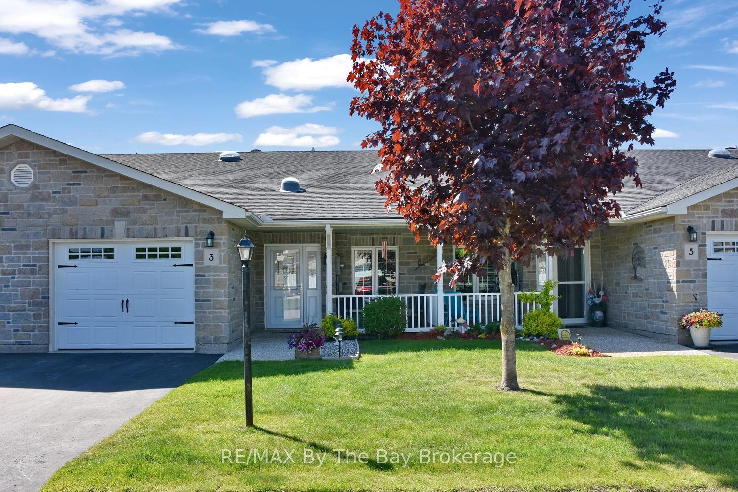 3 Garden Grove Crescent — photo 1