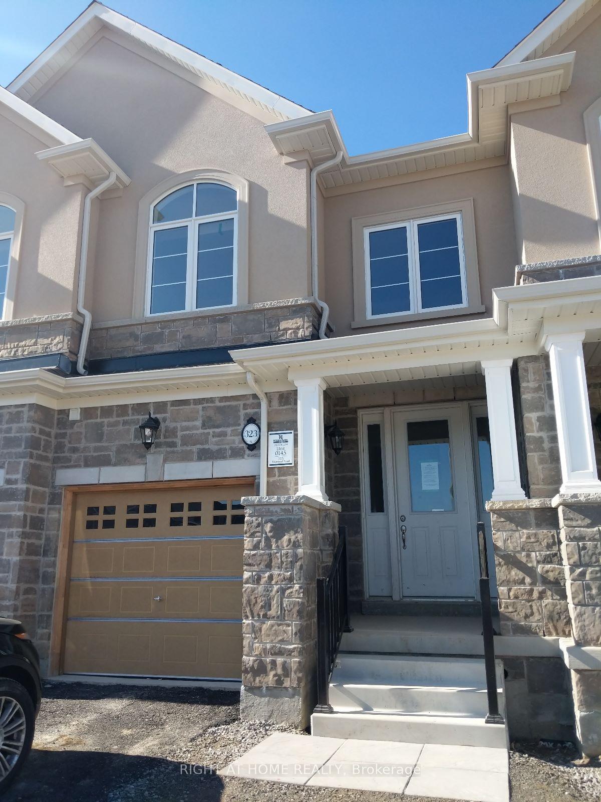 323 Raymond Road E, Hamilton — Townhouse for lease, photo 1