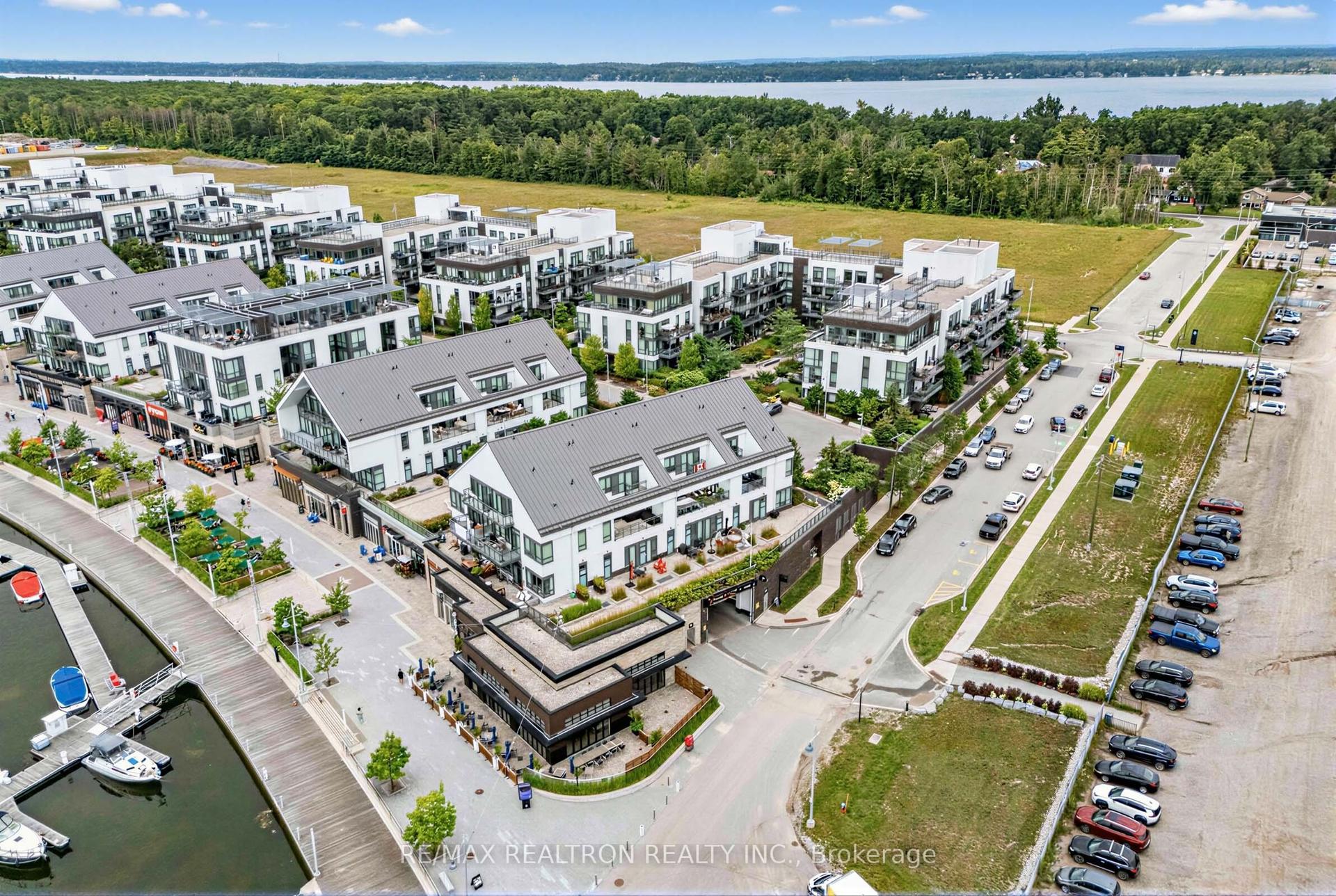 233 Broward Way 8 #8, Innisfil — Condo for sale, photo 1
