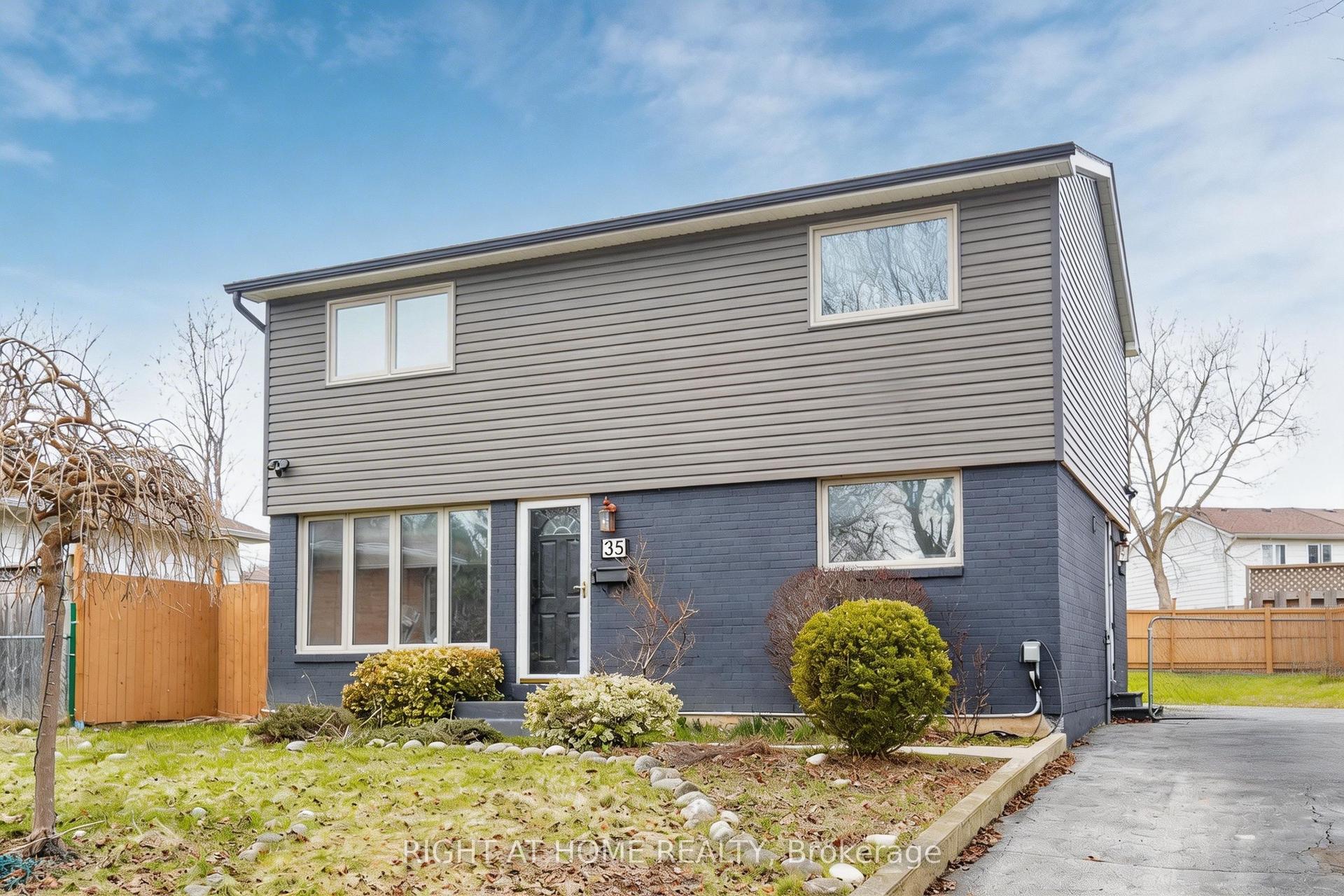 35 Tillbrook Court — photo 1