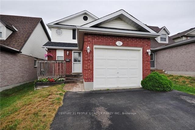 31 Moss Place — photo 1