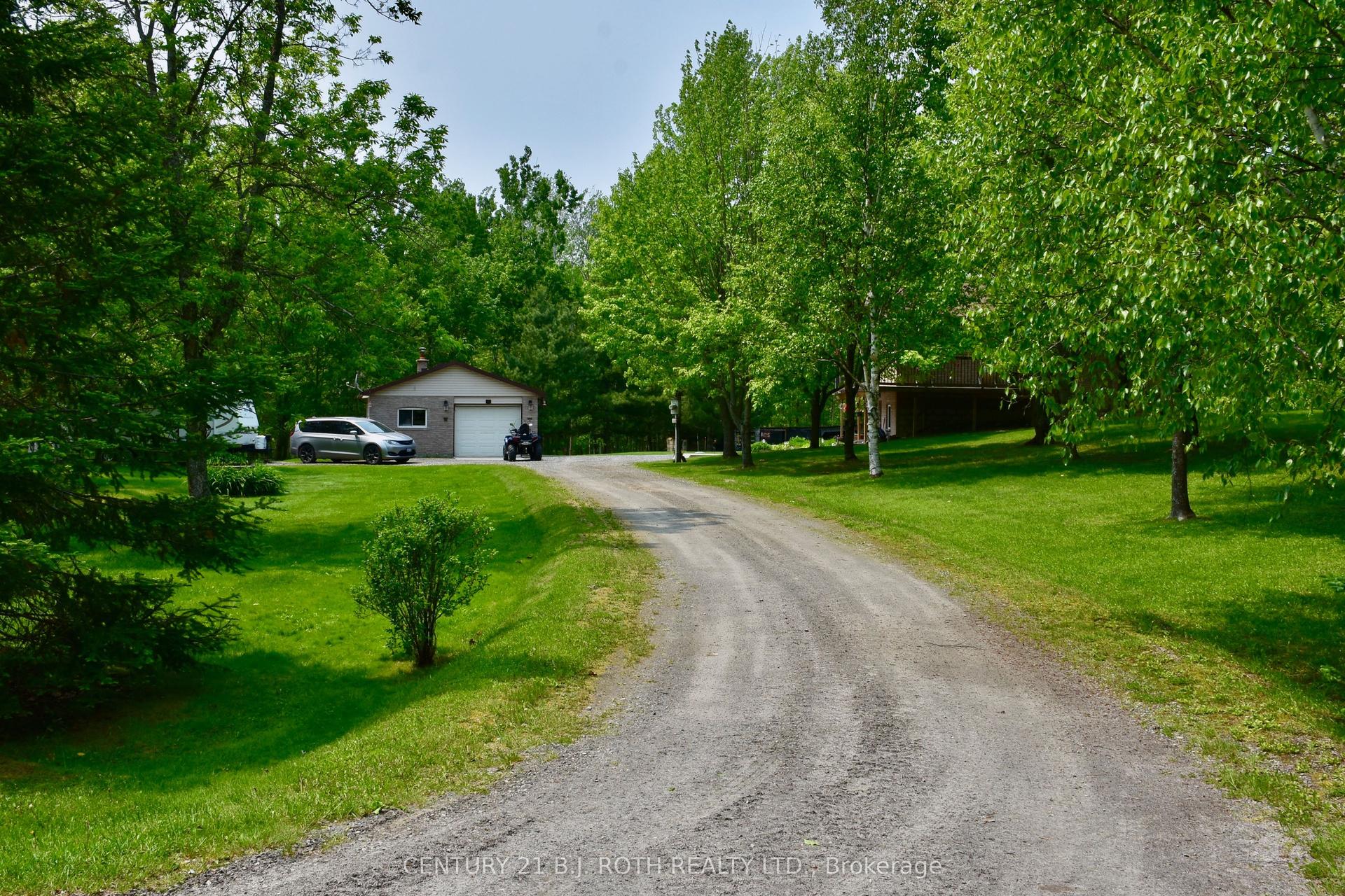 131 Graybow Drive — photo 1