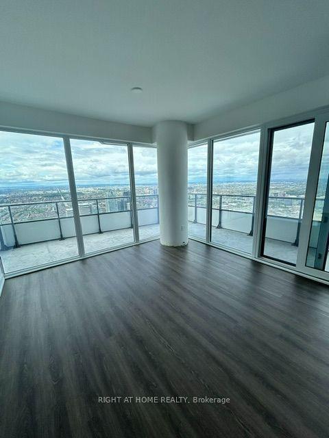 448 Burnhamthorpe Rd Road W 6205 #6205, Mississauga — Condo for lease, photo 1
