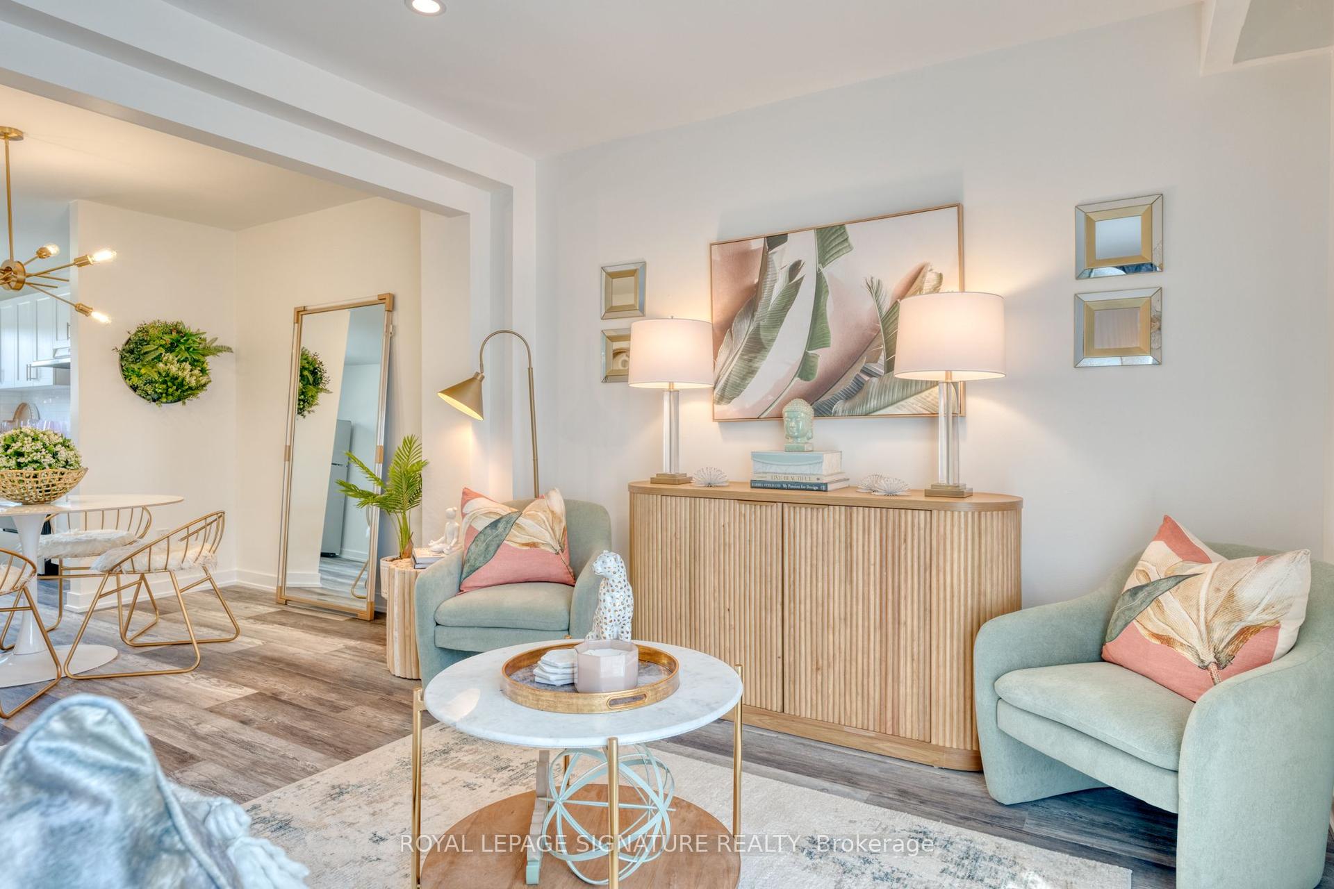20 Anna Capri Drive 27 #27, Hamilton — Condo Town for sale, photo 1