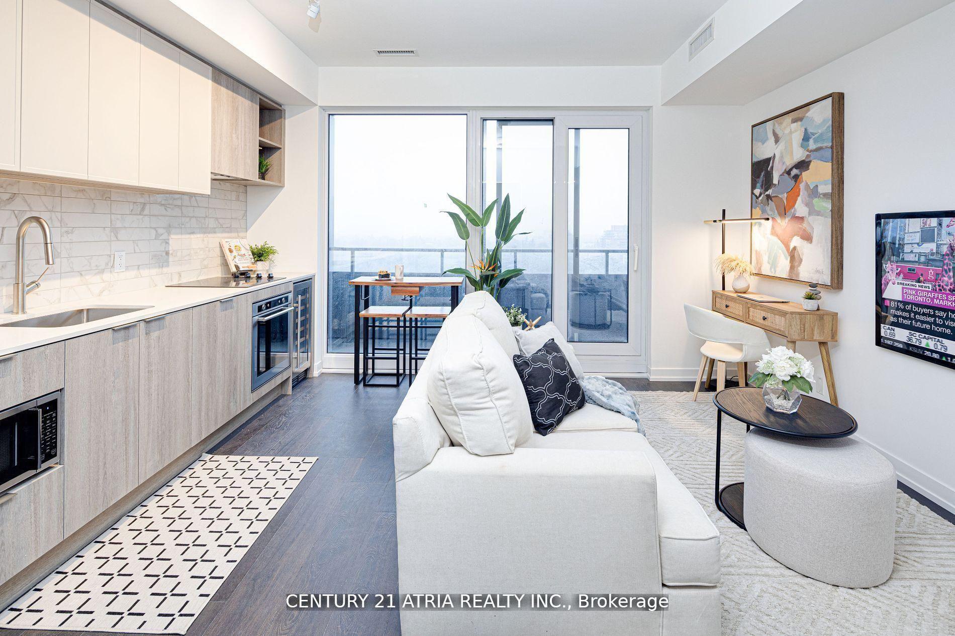 2020 Bathurst Street 1810 #1810 — photo 1