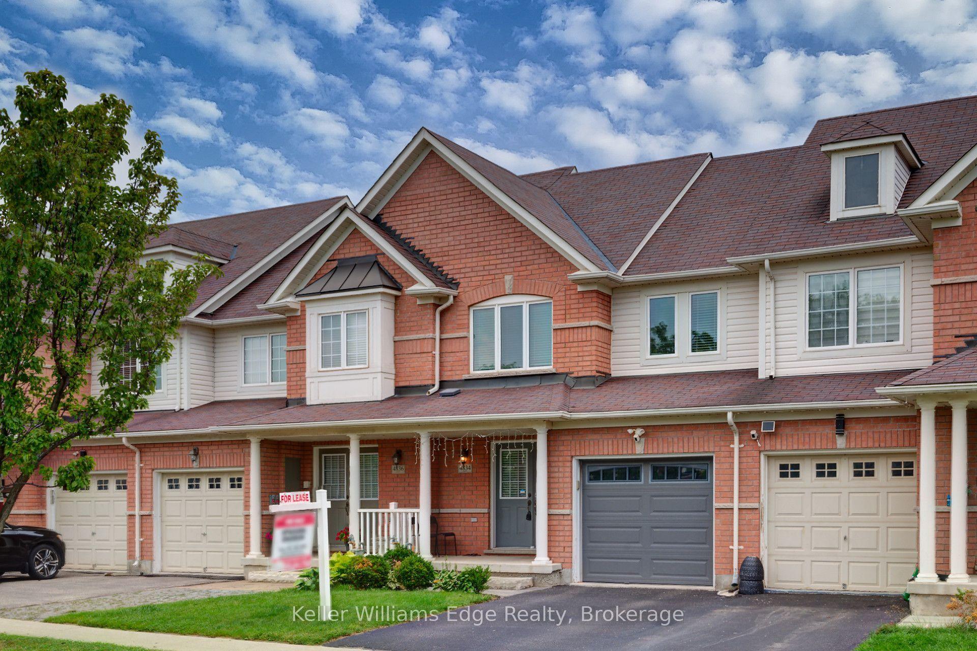4834 Valera Road, Burlington — Townhouse for lease, photo 1