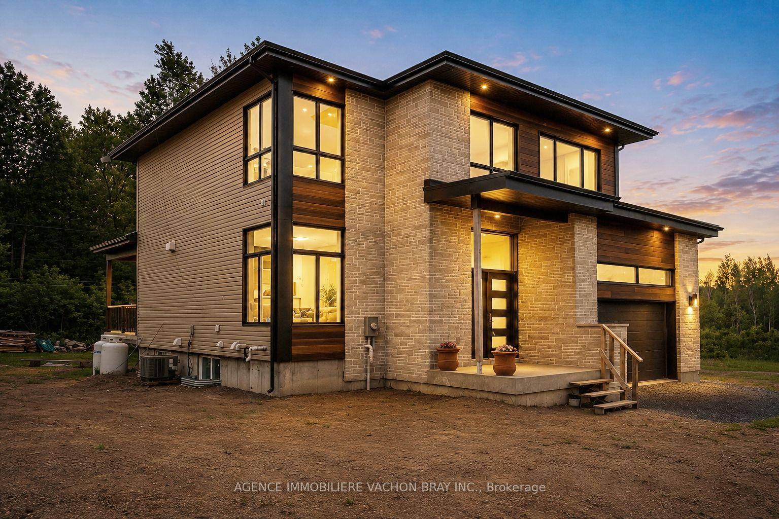 3814 Lakeside Drive, South Glengarry — Detached for sale, photo 1