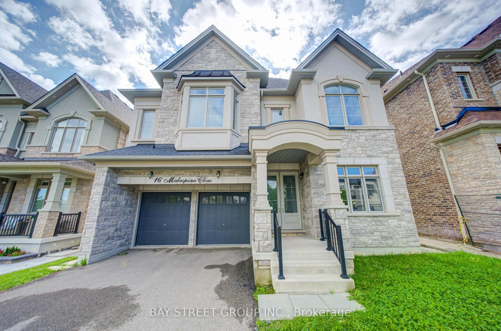 16 Malaspina Close, Brampton — Detached for sale, photo 1