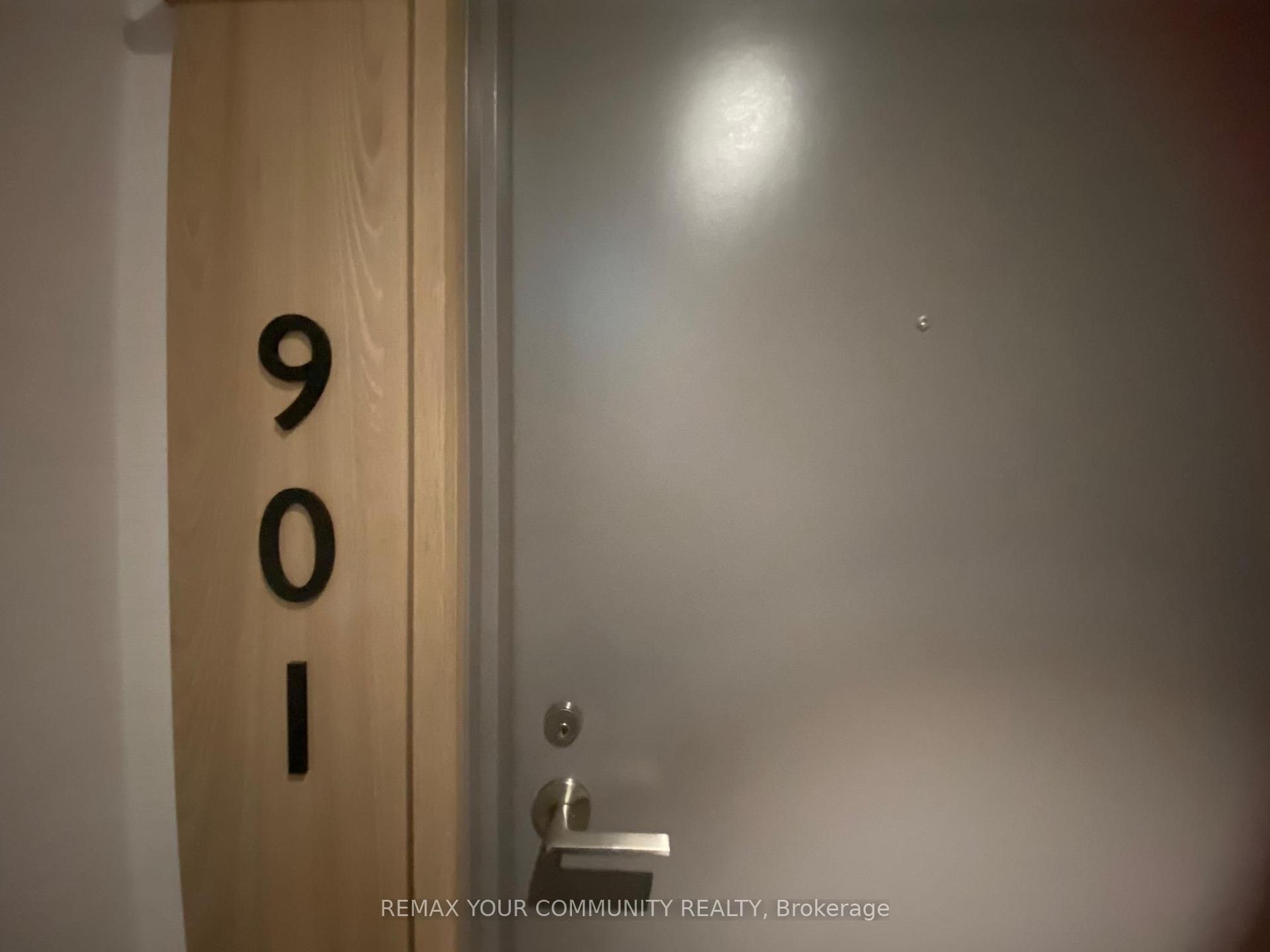 65 Mutual Street 901 #901 — photo 1