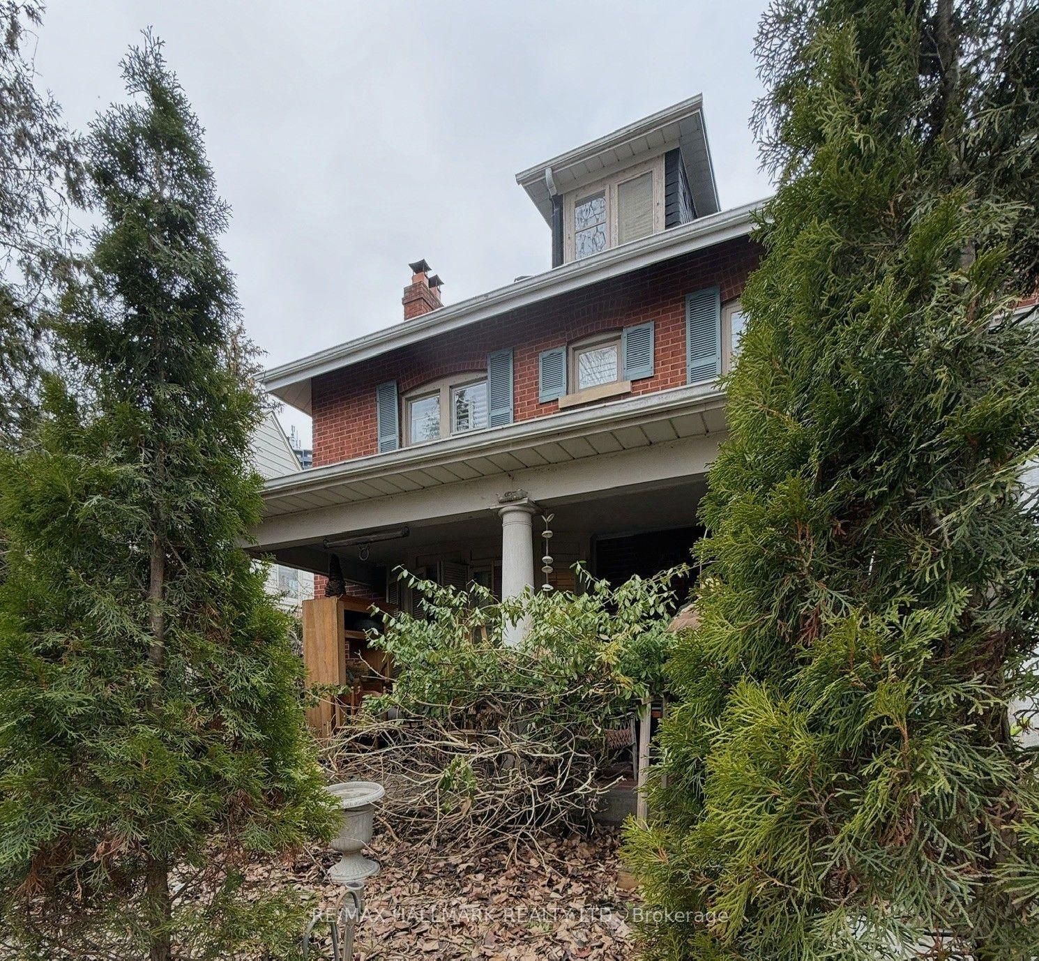 7 Humberview Crescent, Toronto — Detached for sale, photo 1