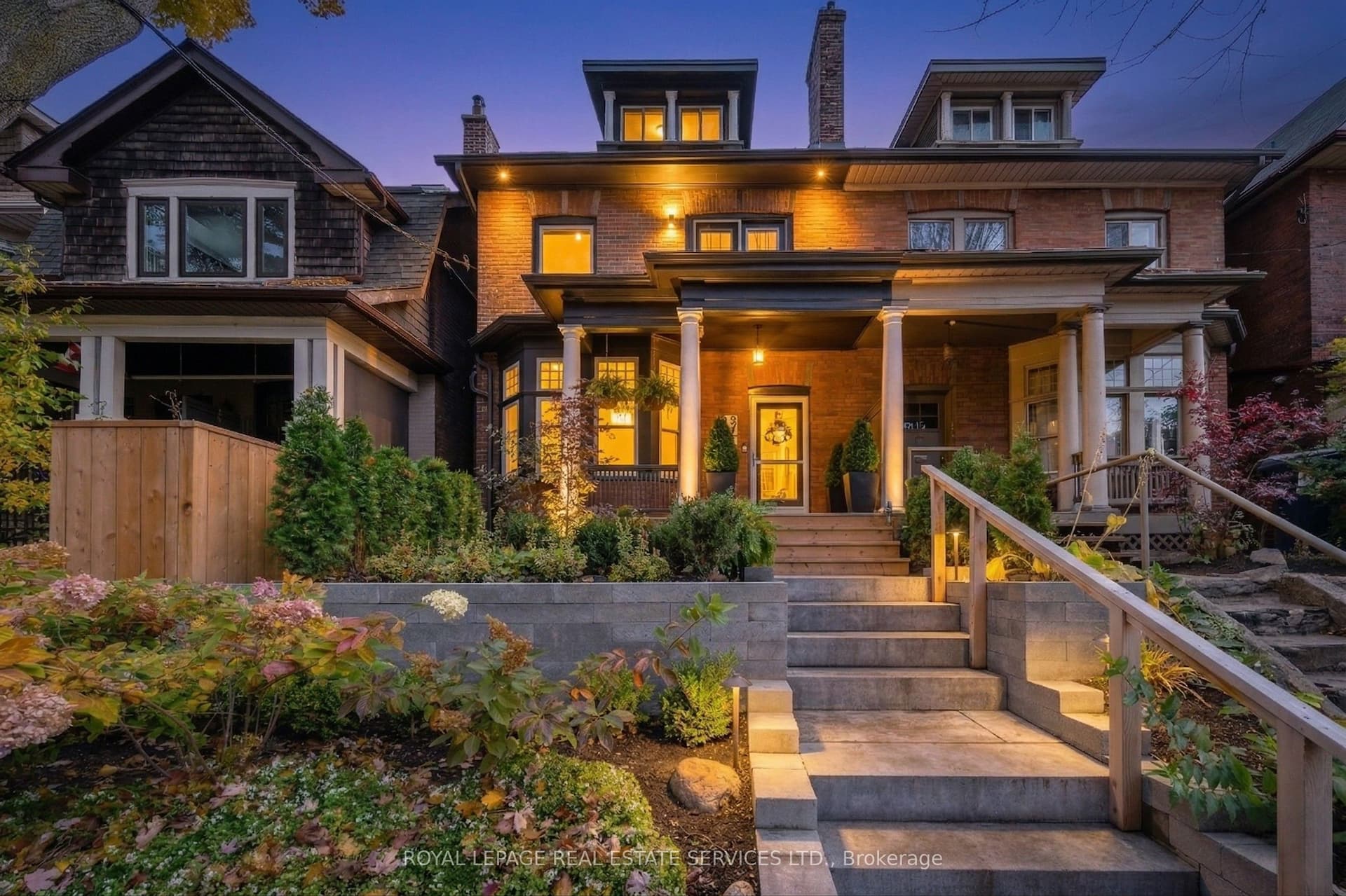 29 Parkside Drive — photo 1