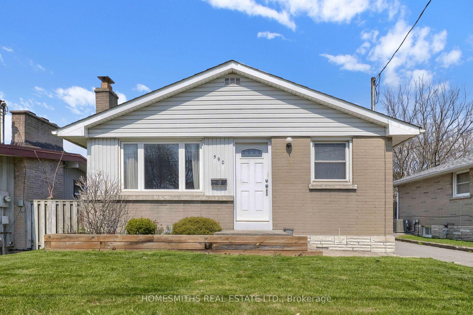 590 Olive Avenue — photo 1