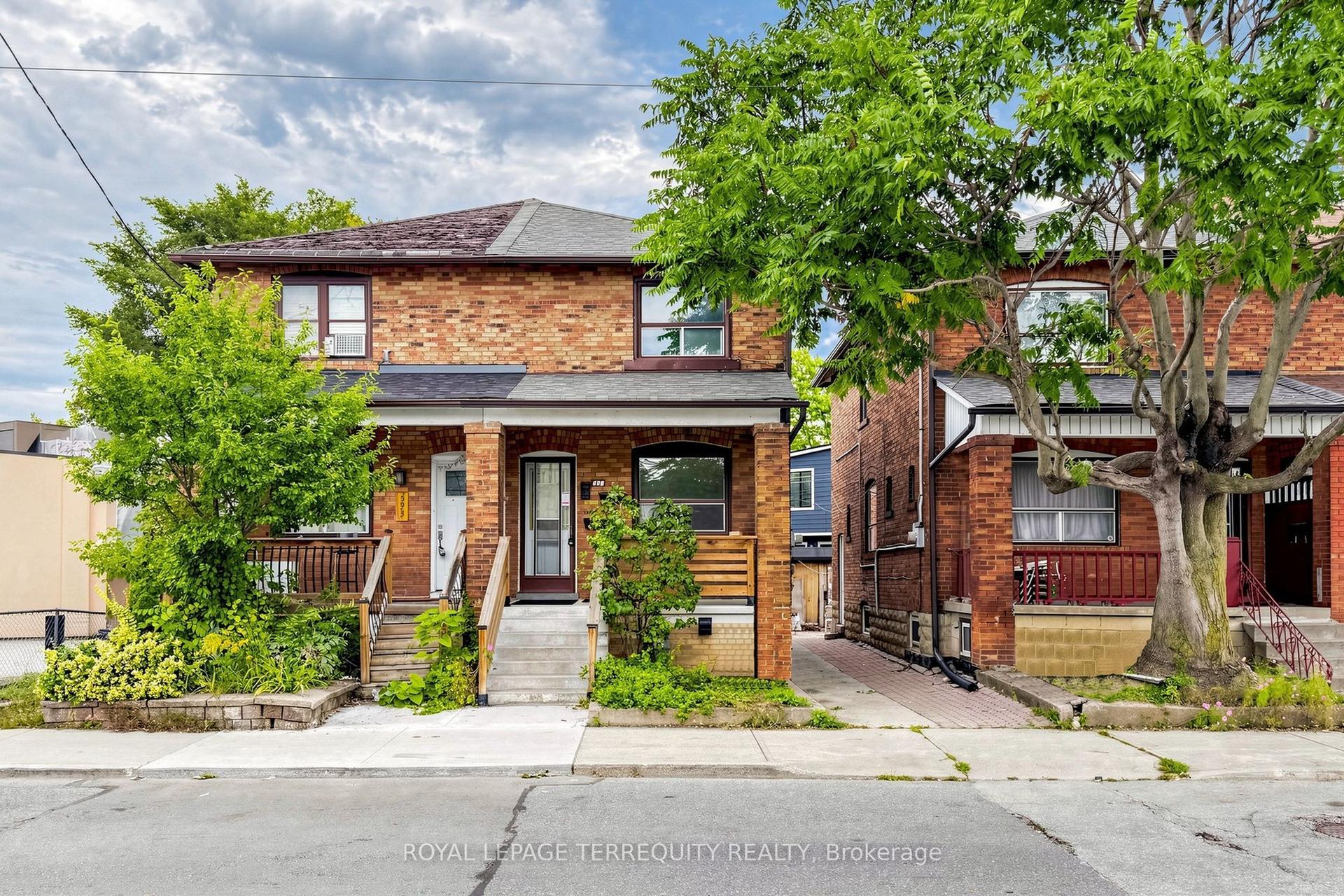 591 Vaughan Road, Toronto — Semi-Detached for lease, photo 1