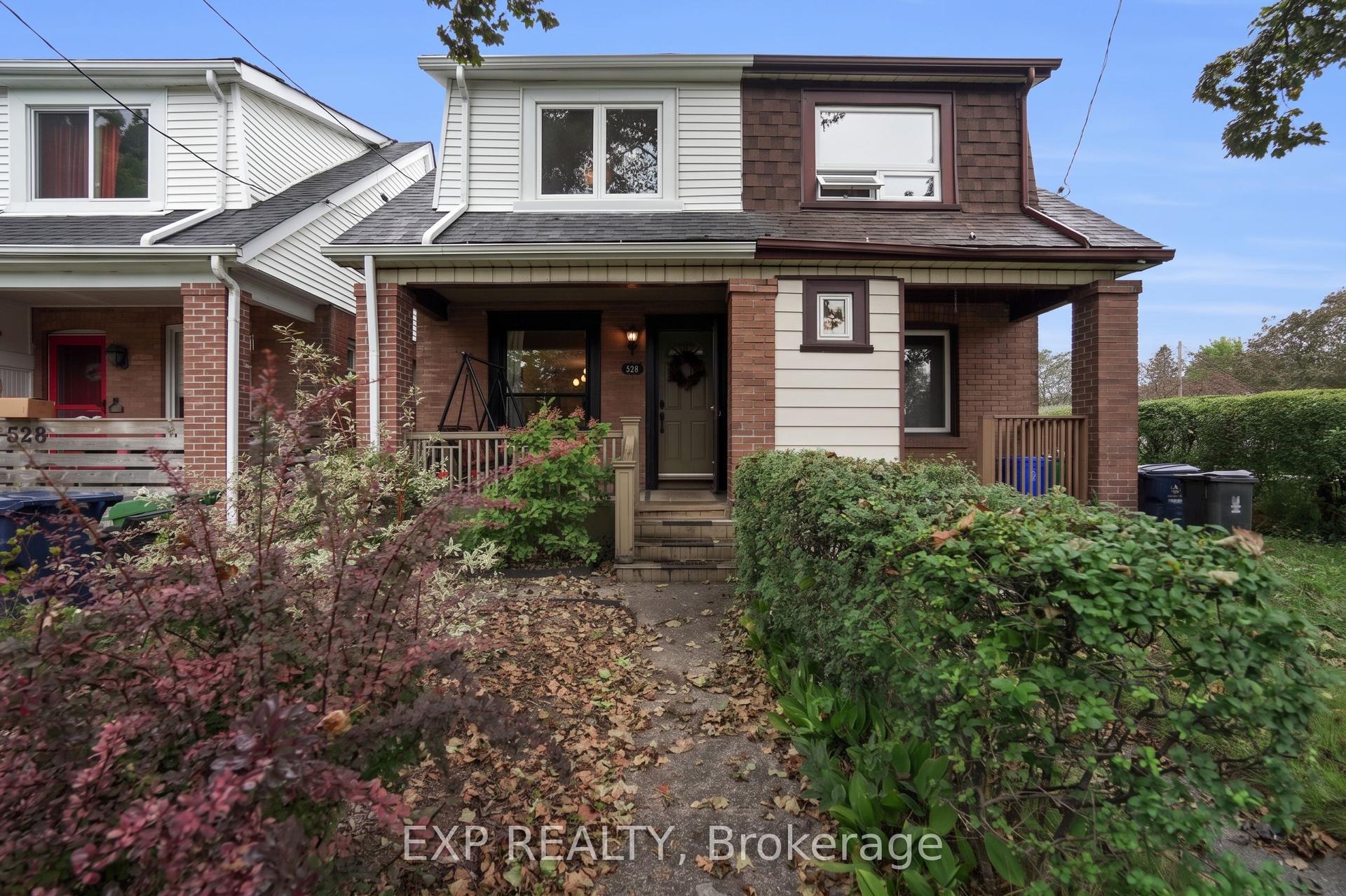 530 Victoria Park Avenue, Toronto — Semi-Detached for sale, photo 1