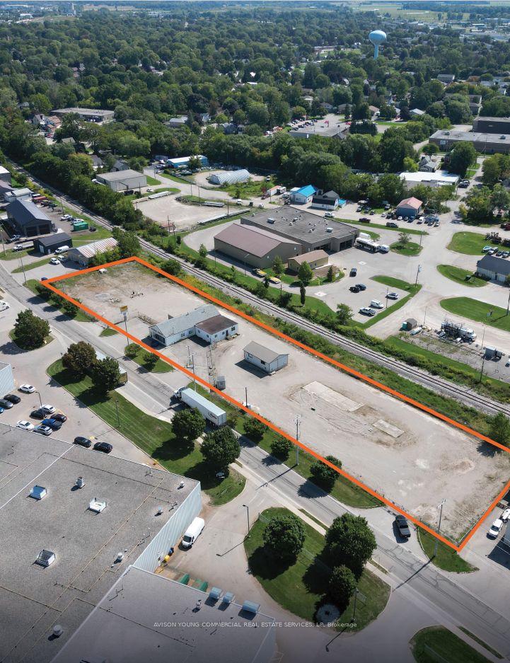 159 Monteith Avenue — photo 1