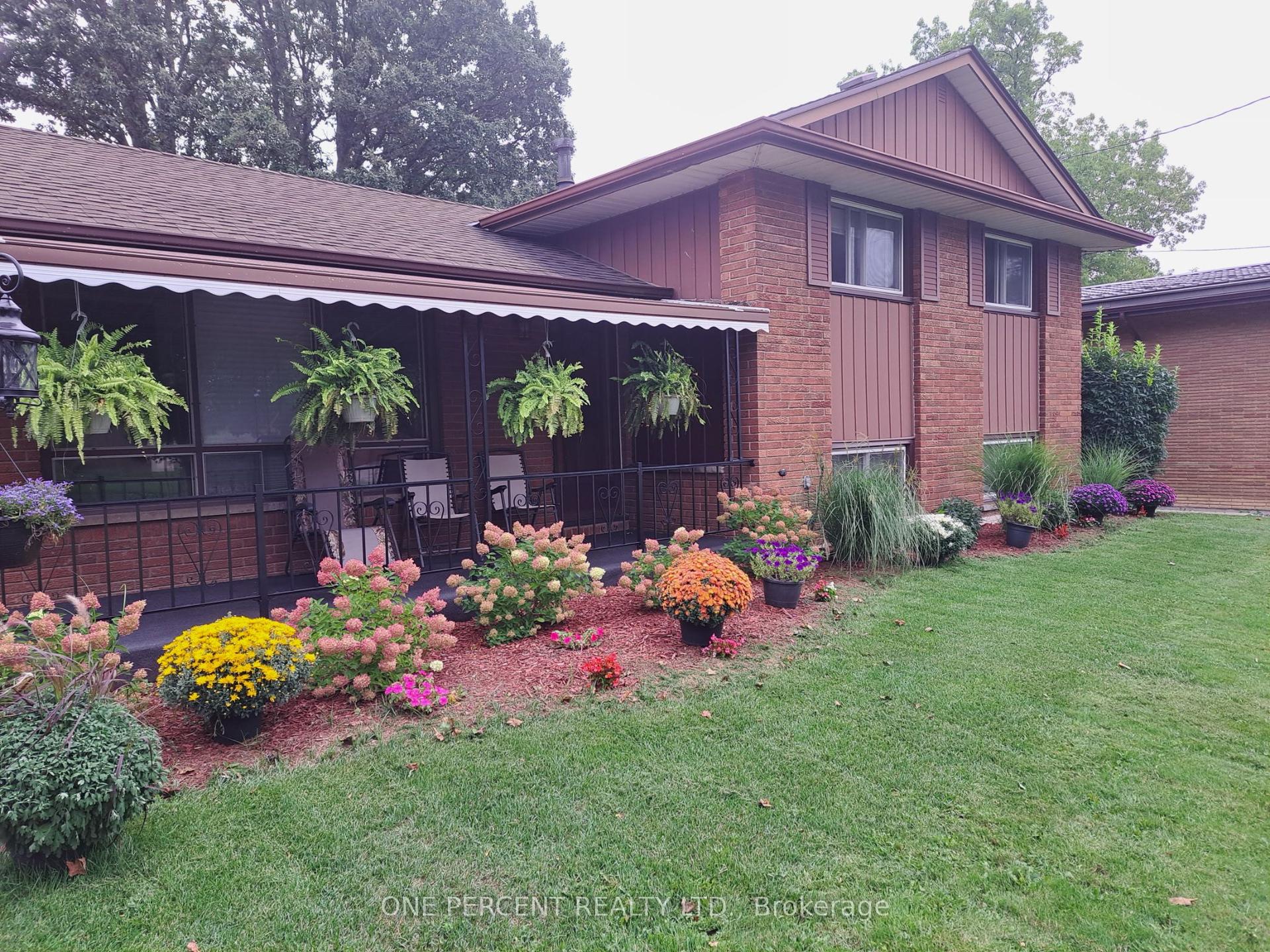 37 Empress Avenue, Welland — Detached for sale, photo 1