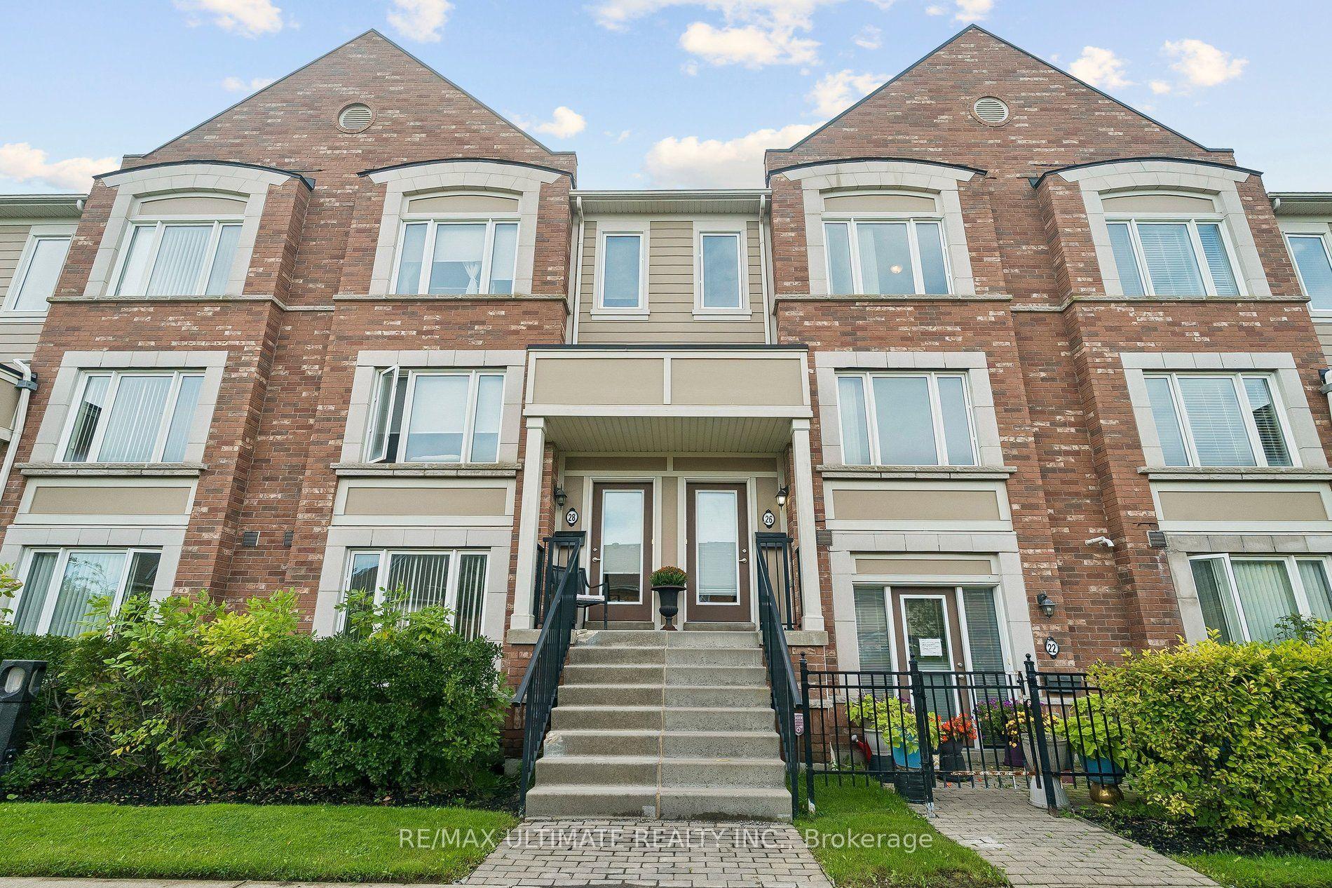 26 Walter Dove Court, Aurora — Condo Town for sale, photo 1
