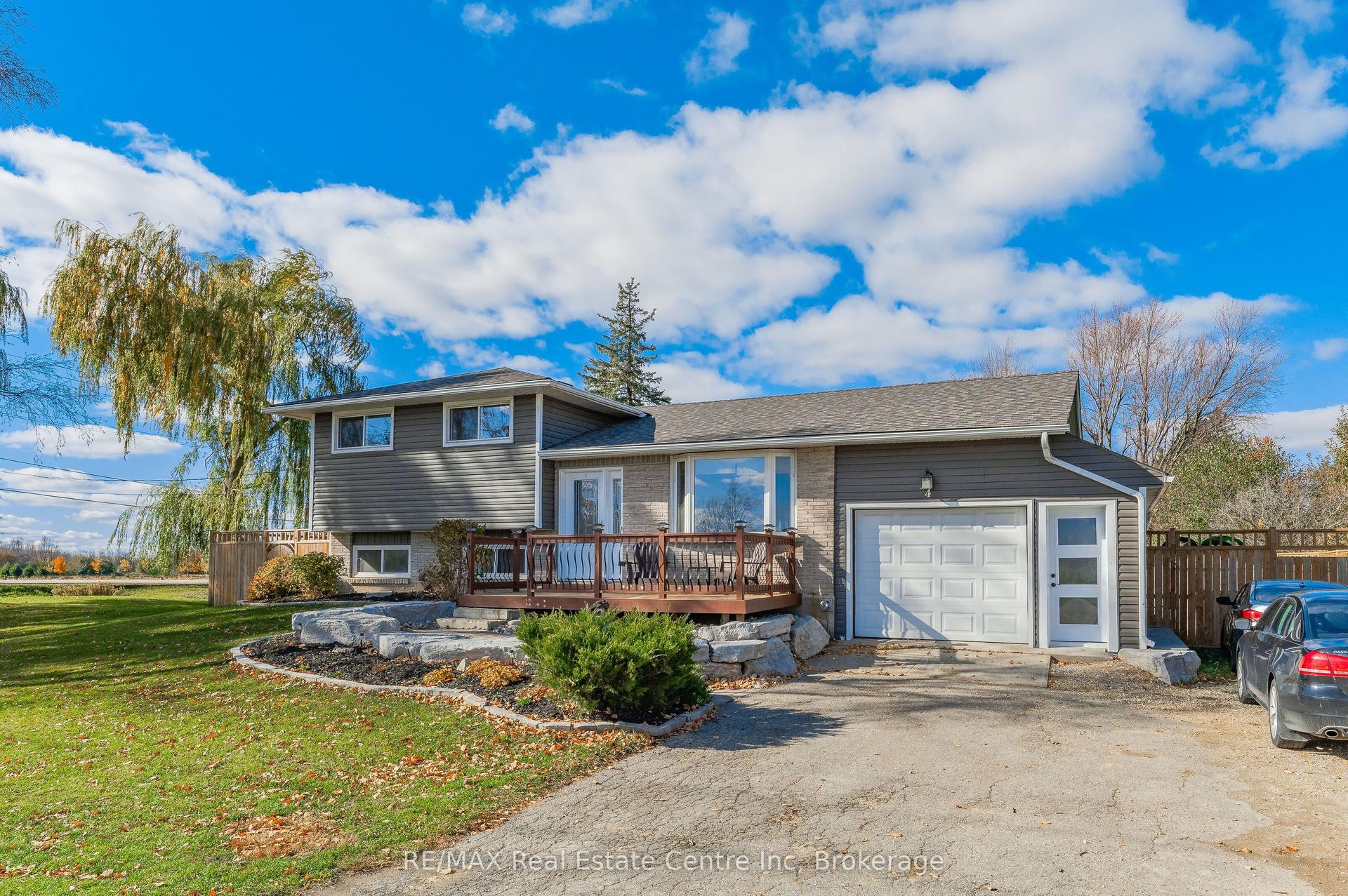 4 First Line — photo 1