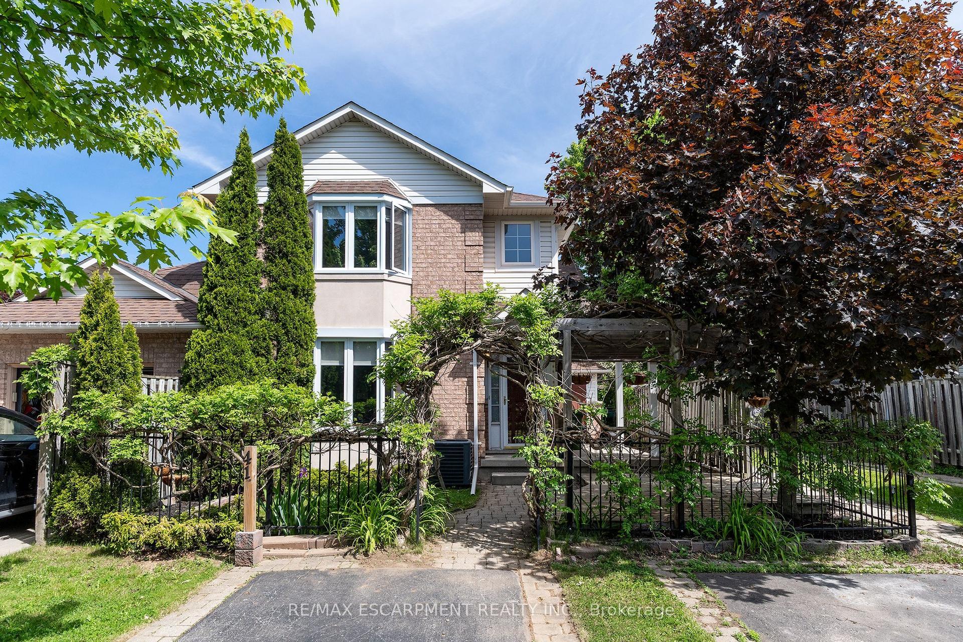 41 Valridge Drive — photo 1