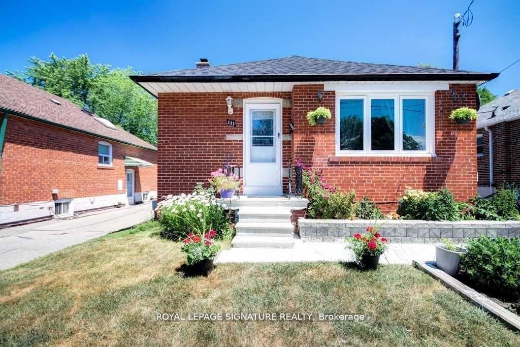 111 Ellington Drive Basement #Basement, Toronto — Detached for lease, photo 1