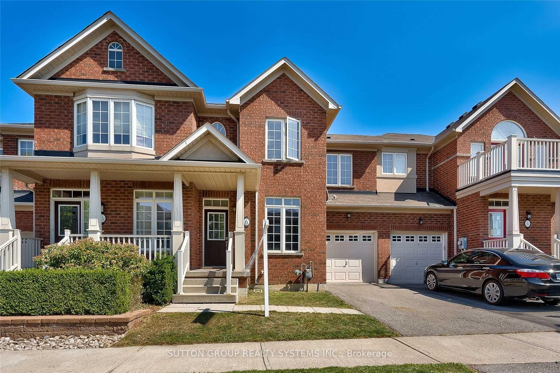 6 Raintree Drive — photo 1